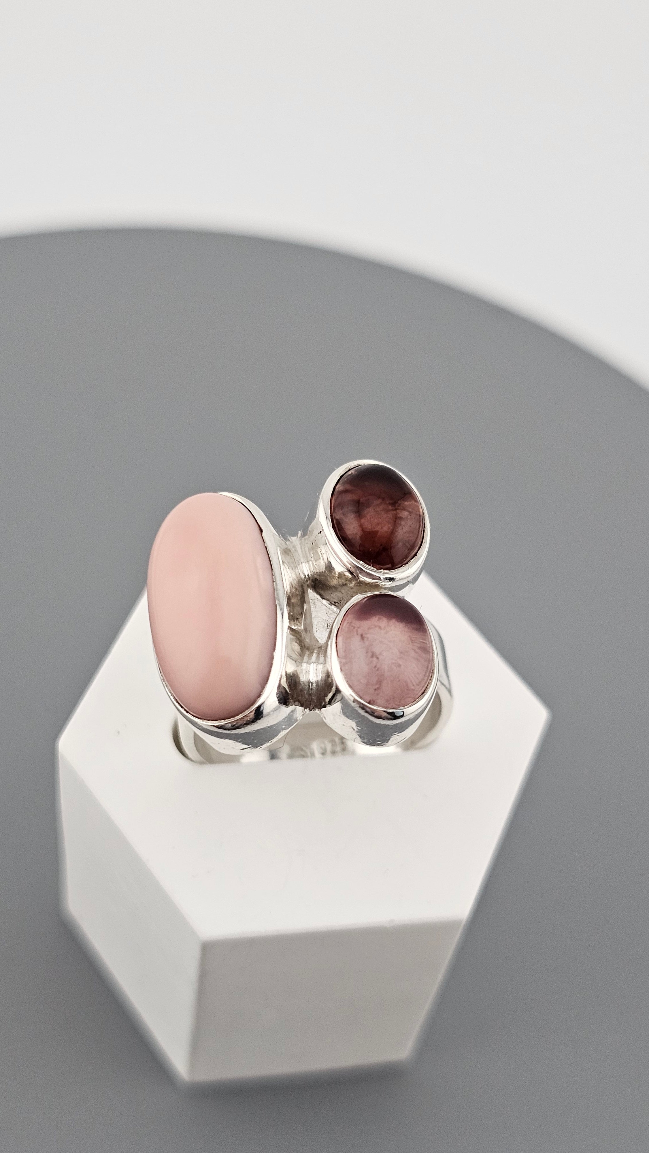 925 Sterling Silver Ring Featuring Multicoloured Gemstones, size N 1/2