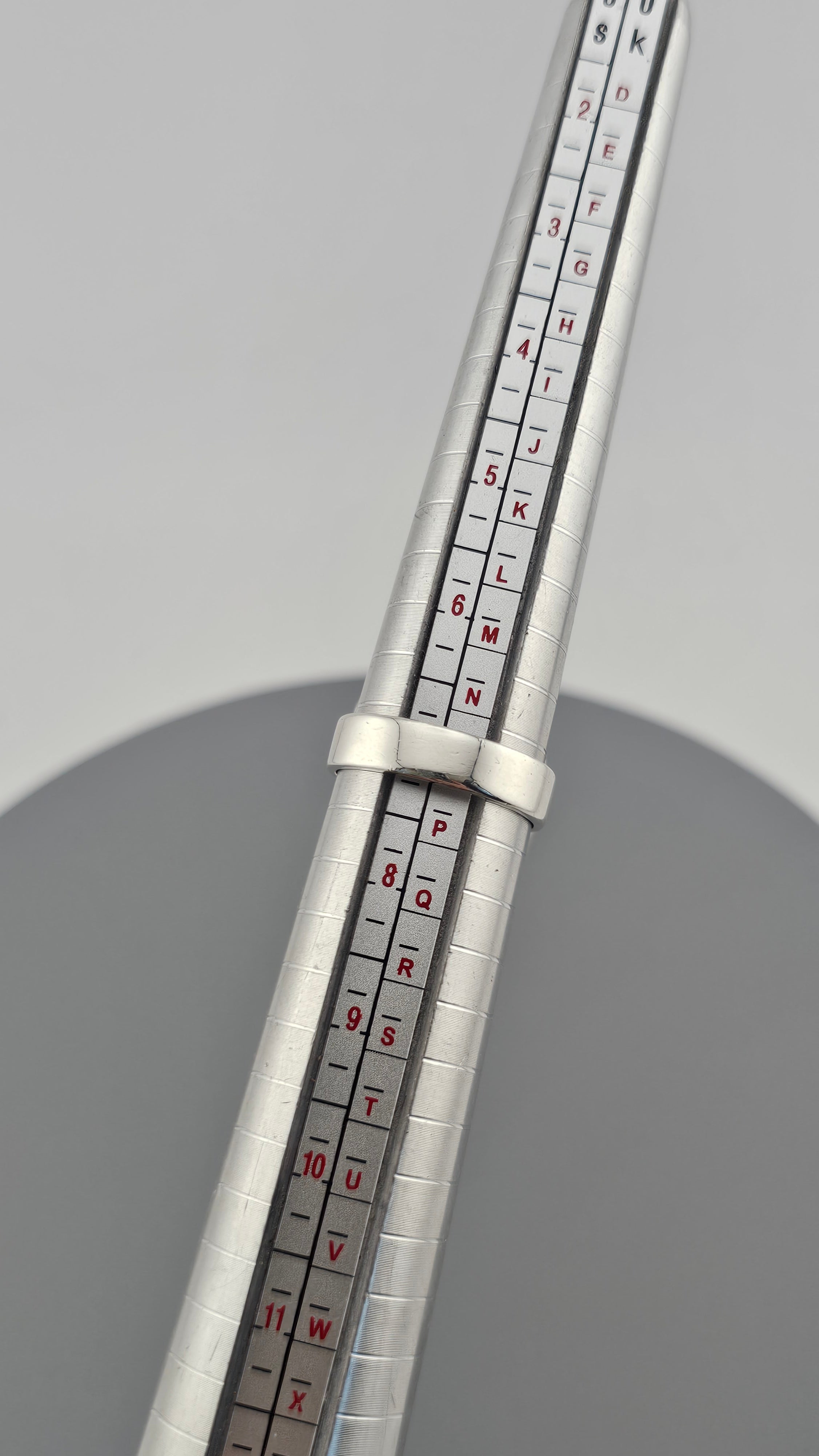 925 Sterling Silver Ring Featuring Multicoloured Gemstones, size N 1/2