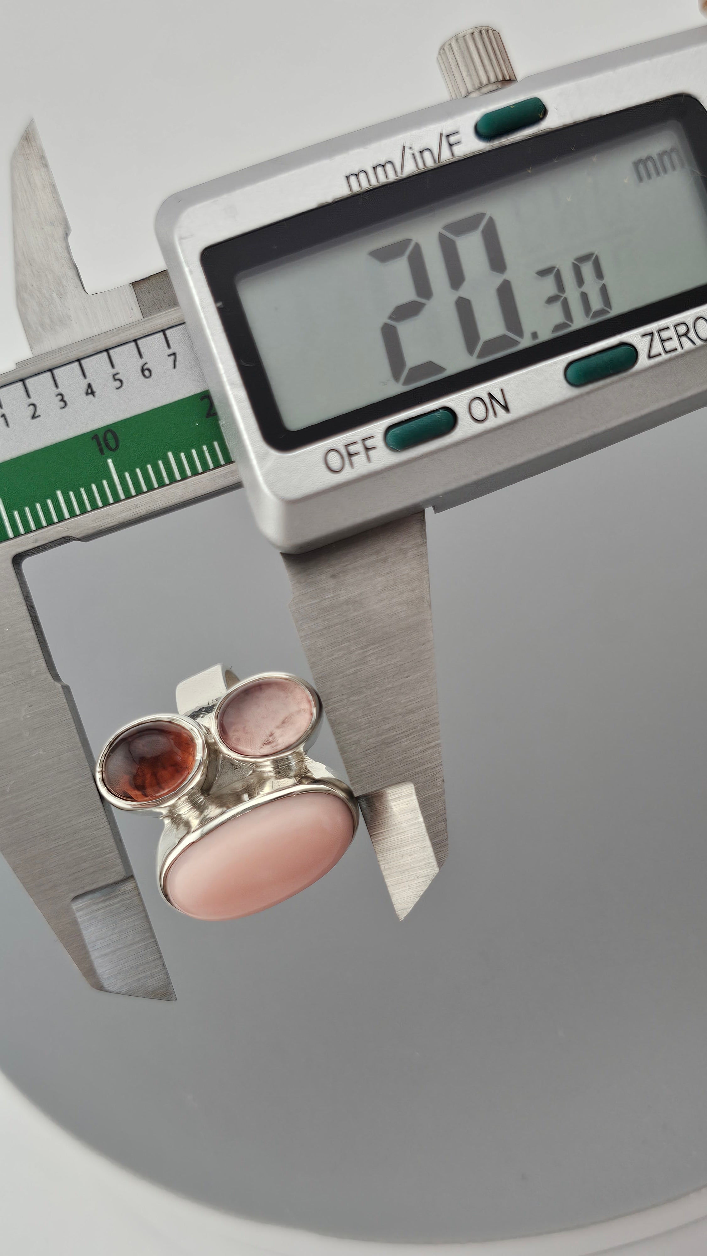 925 Sterling Silver Ring Featuring Multicoloured Gemstones, size N 1/2