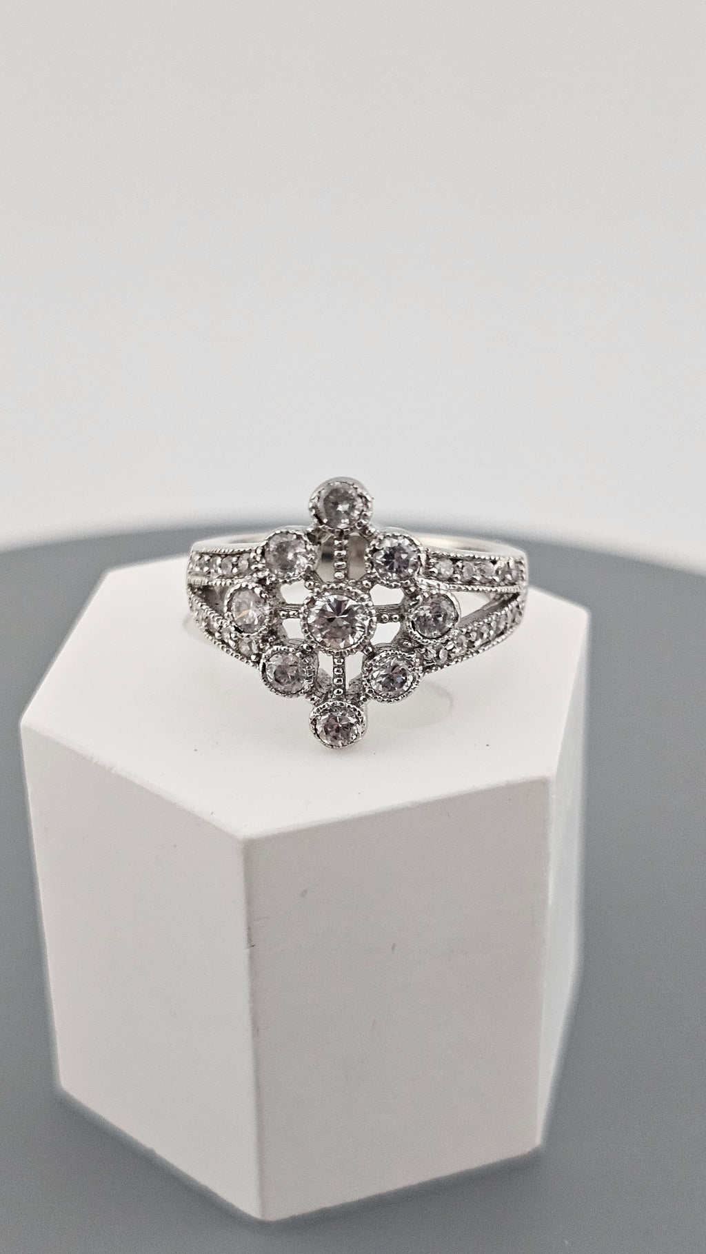 925 Sterling Silver Art Deco Style Cluster Ring , size K 1/2