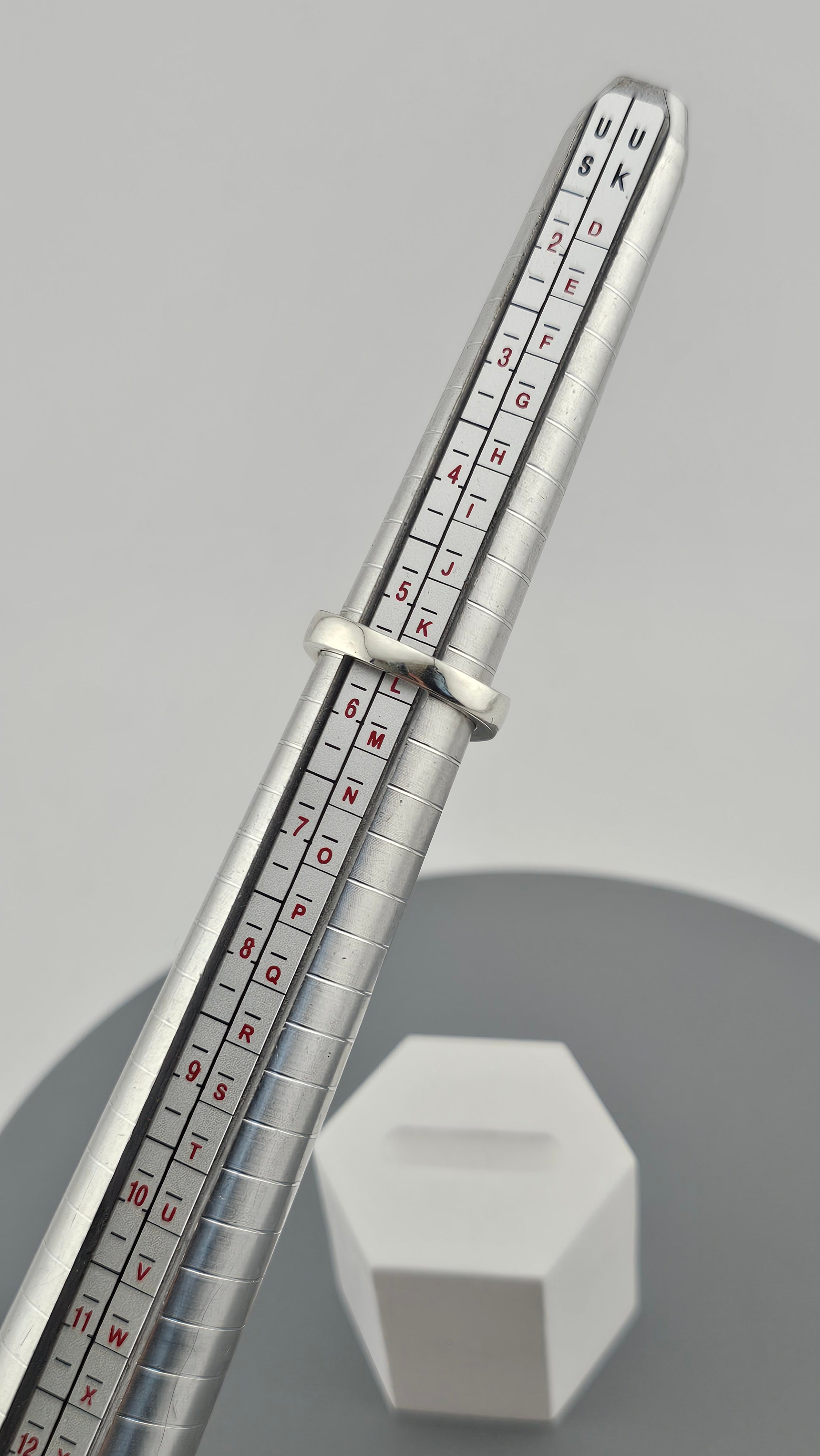 925 Sterling Silver Art Deco Style Cluster Ring , size K 1/2