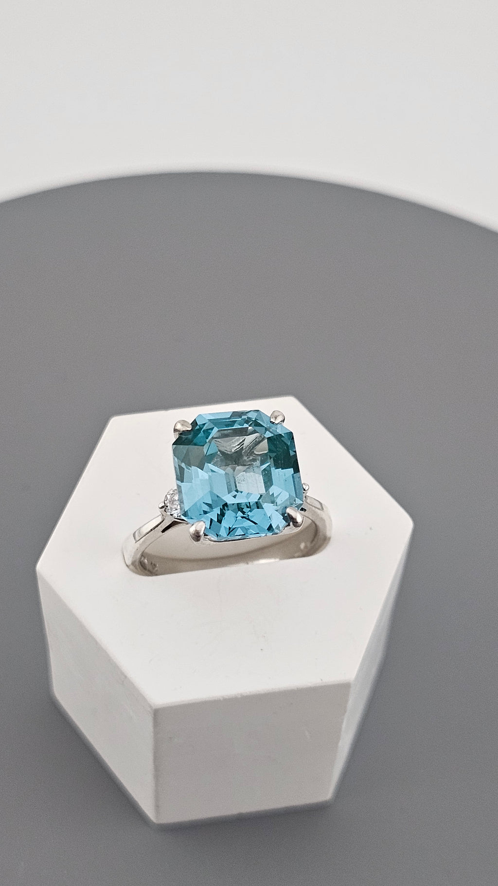 925 Sterling Silver Three Stone Set Ring,size M