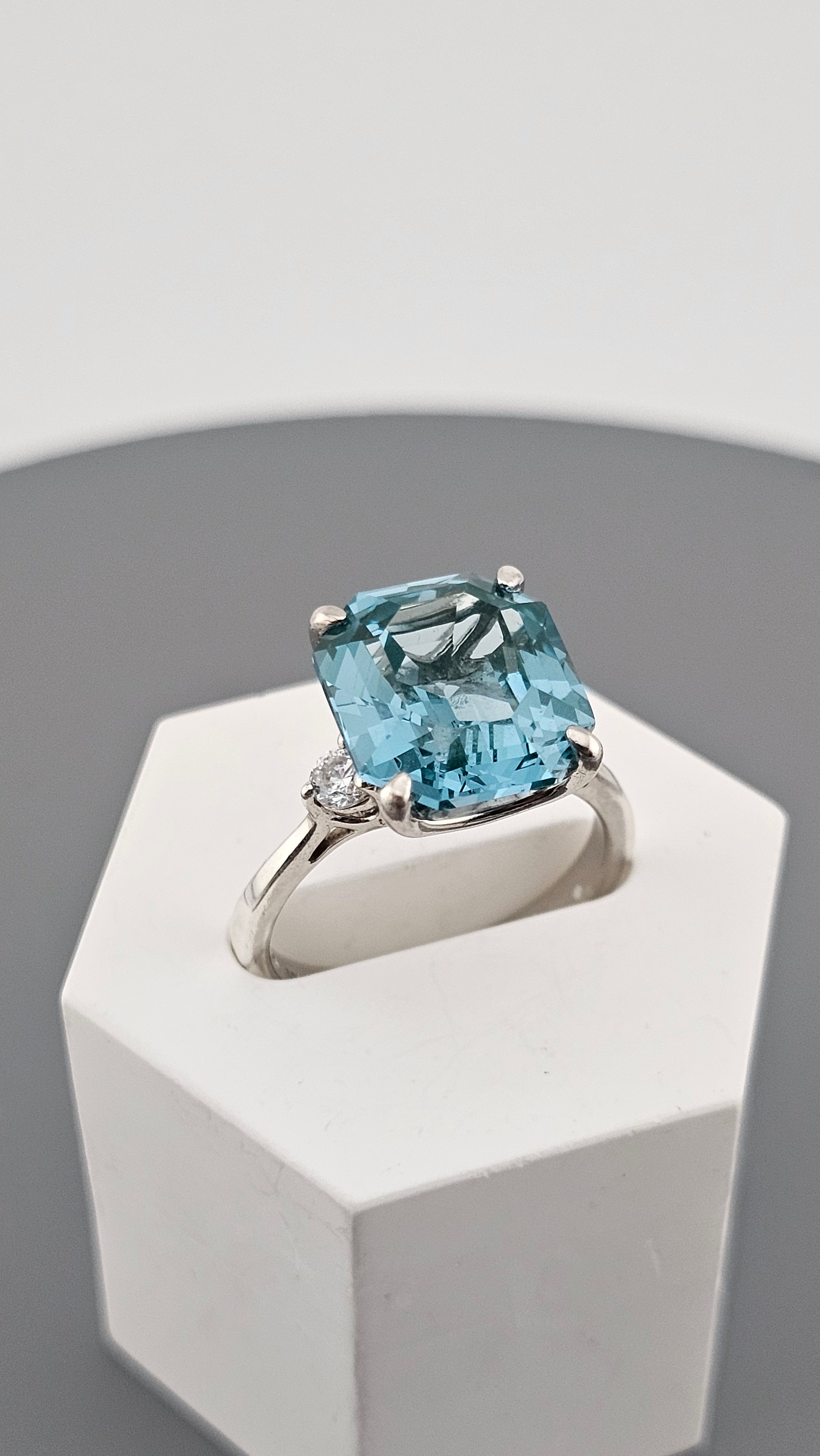 925 Sterling Silver Three Stone Set Ring,size M