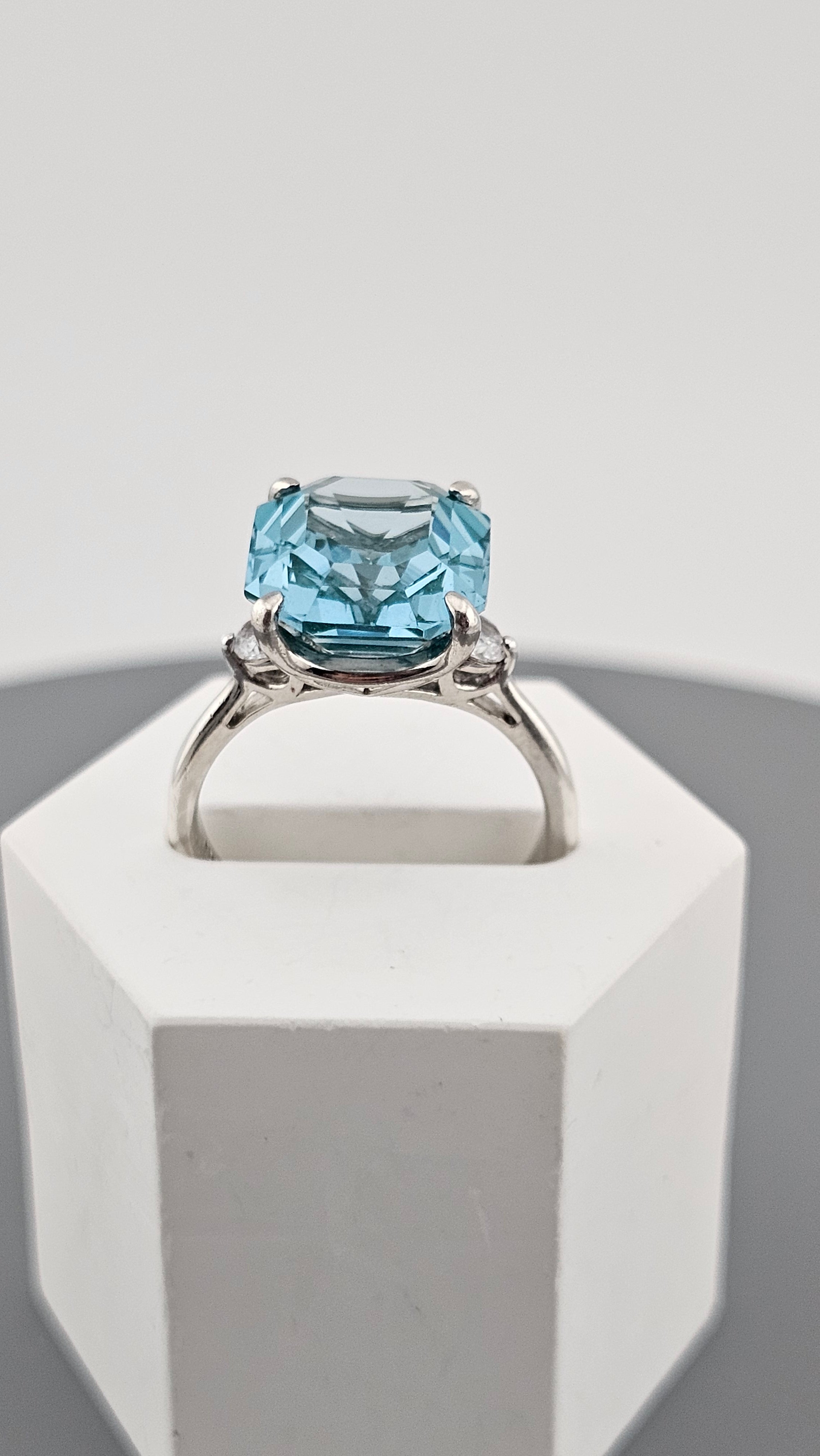 925 Sterling Silver Three Stone Set Ring,size M