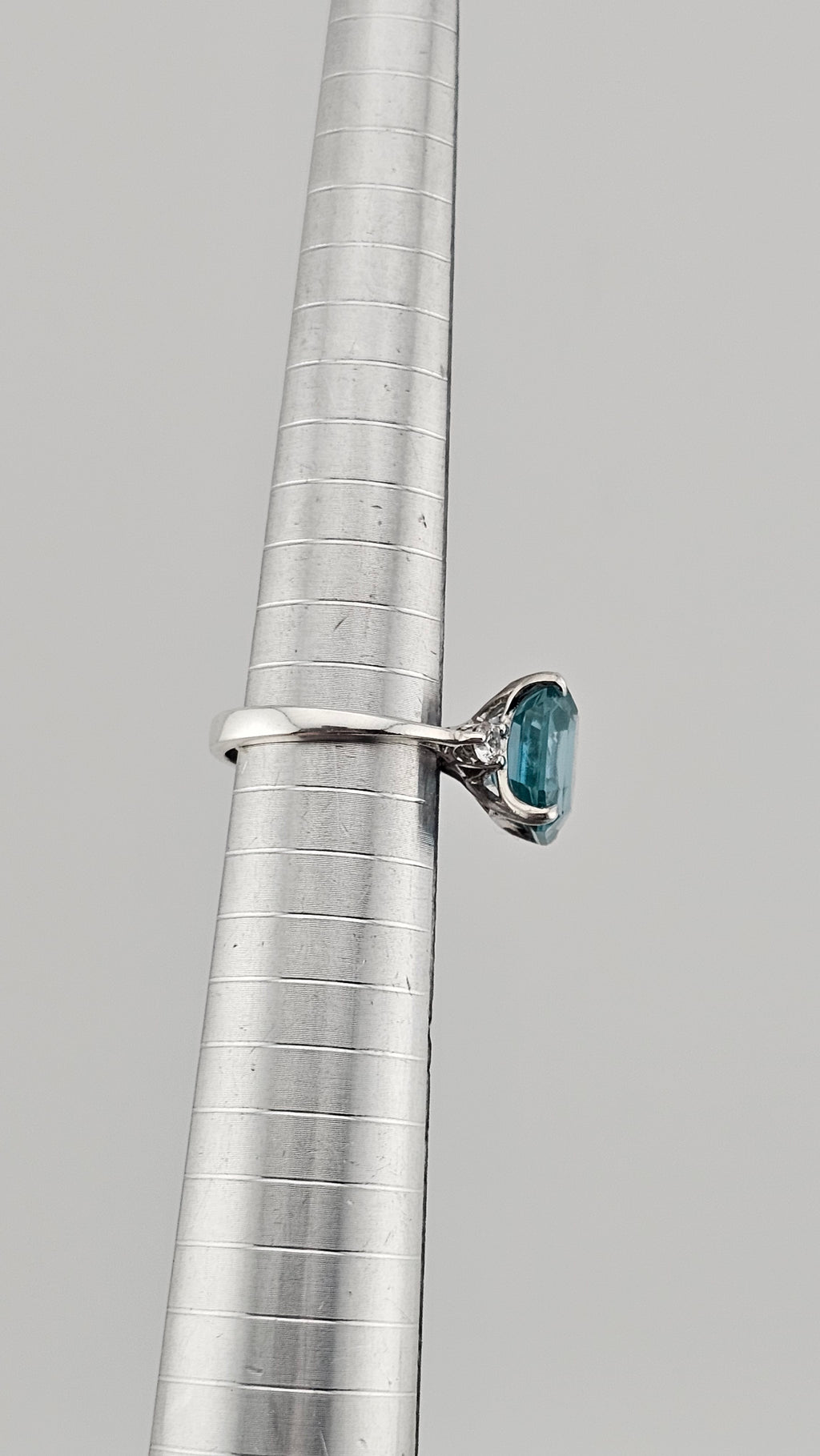 925 Sterling Silver Three Stone Set Ring,size M