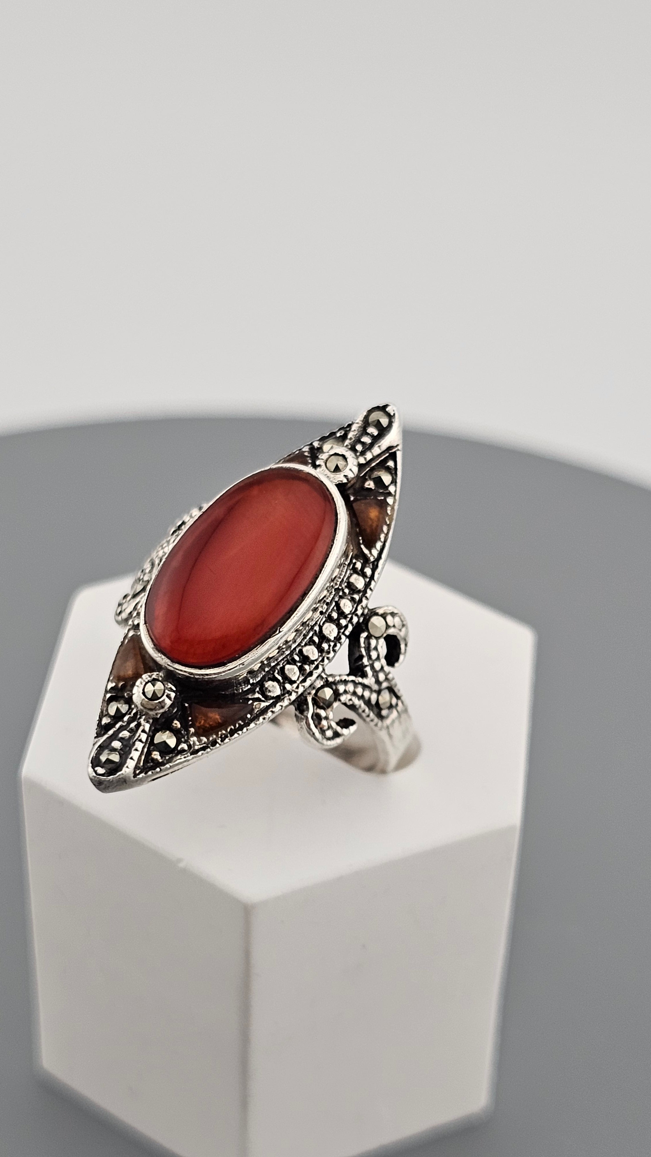 Vintage 925 Sterling Silver Carnelian and Marcasite set Ring , size P 1/2