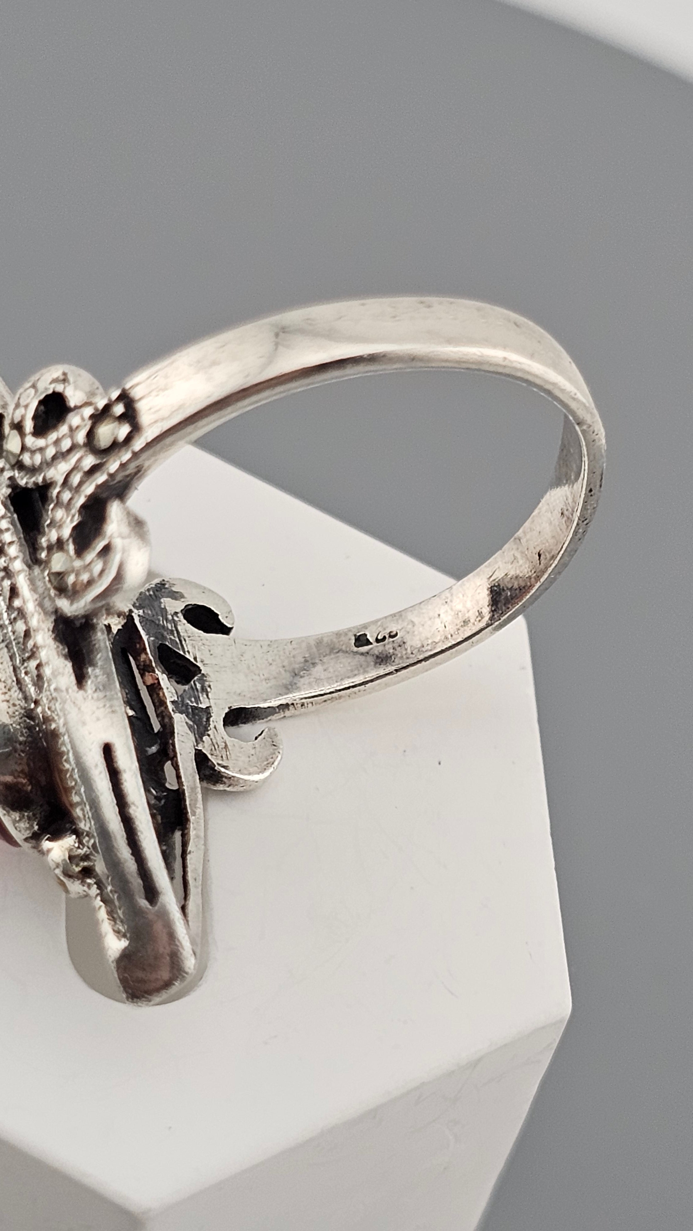 Vintage 925 Sterling Silver Carnelian and Marcasite set Ring , size P 1/2