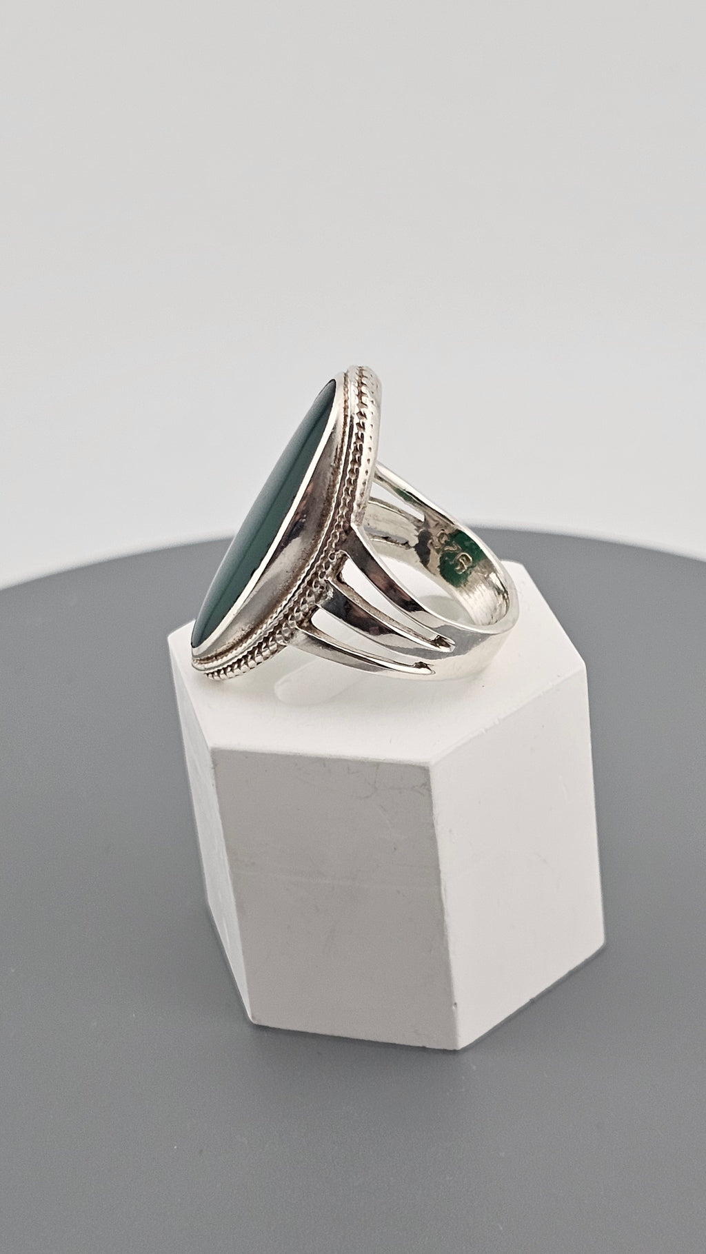 925 Sterling Silver Statement Ring set with Natural Green Onyx,size O