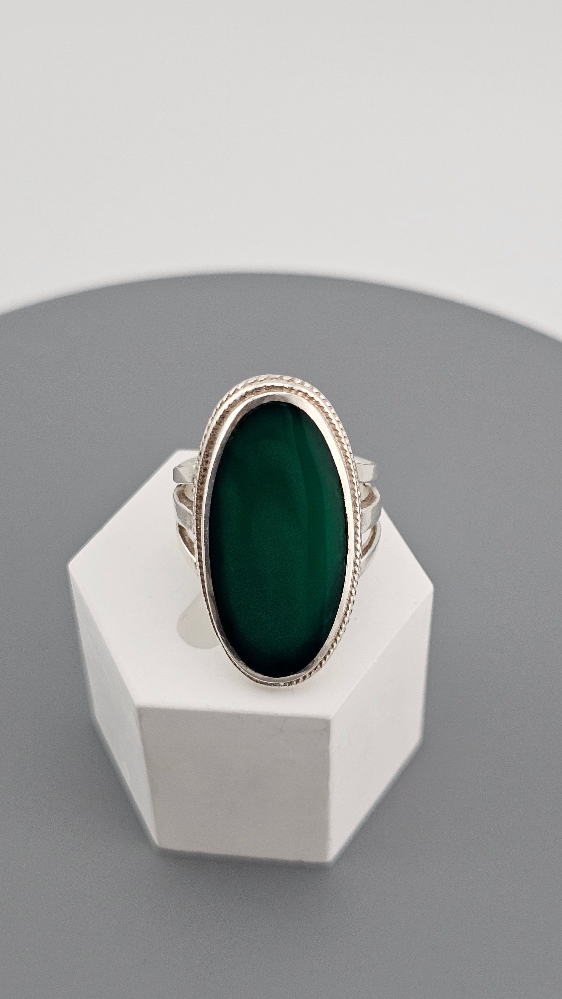 925 Sterling Silver Statement Ring set with Natural Green Onyx,size O