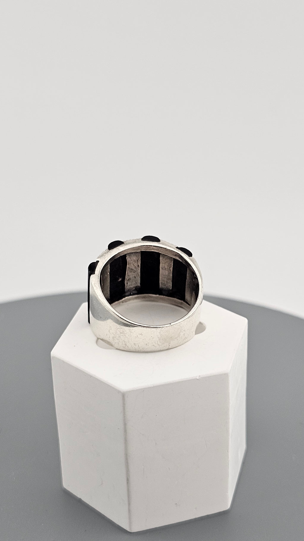 925 Sterling Silver Wide Band Ring Featuring Black Onyx and Marcasites, M 1/2