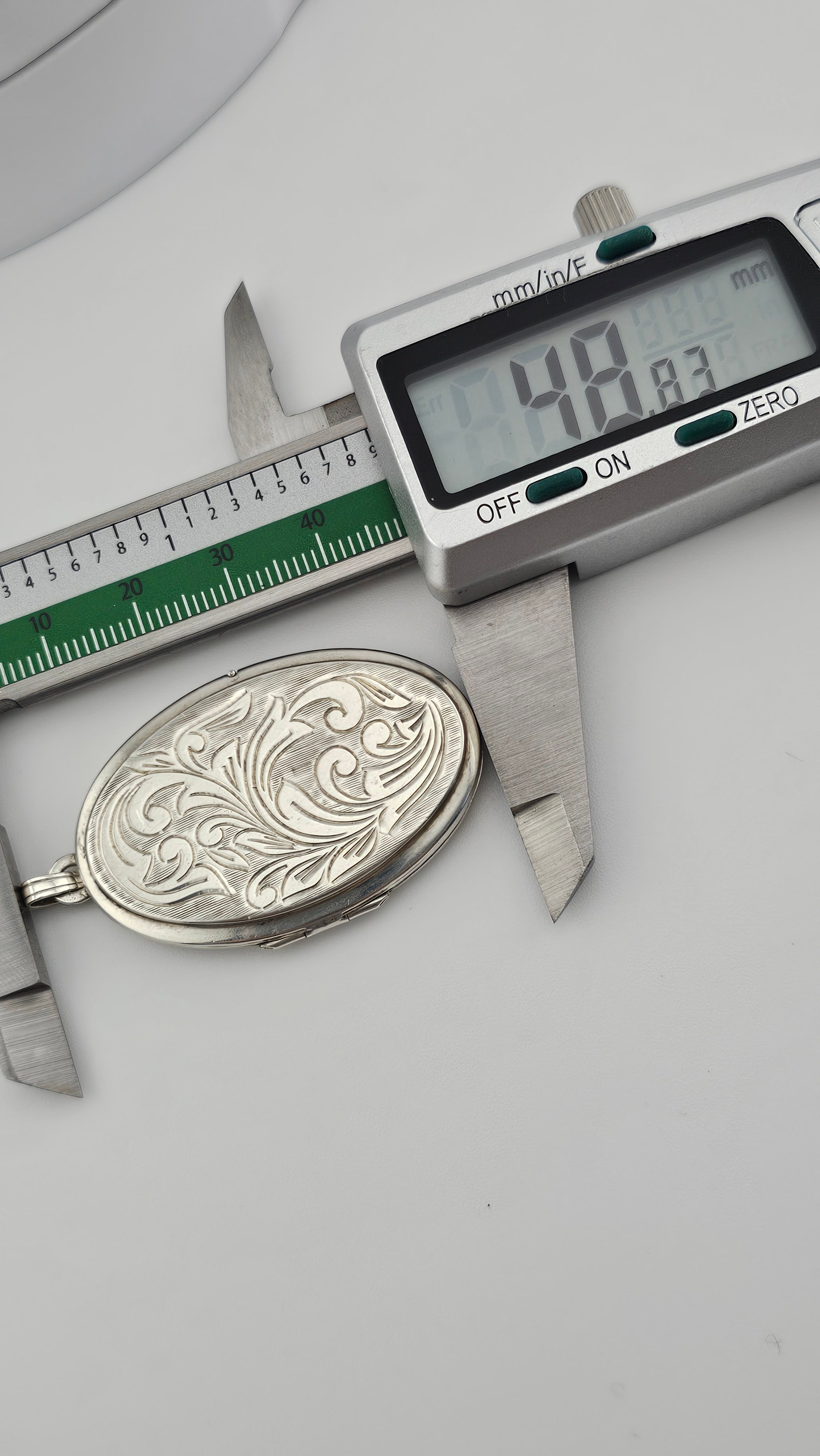 Vintage 925 Sterling Silver Large Oval Locket pendant