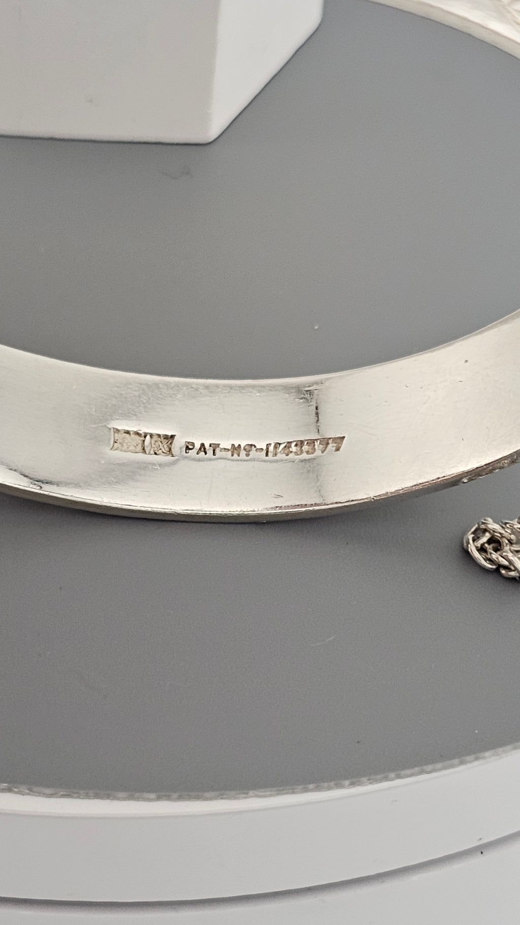 Vintage Solid 925 Sterling Silver 1972 Bangle