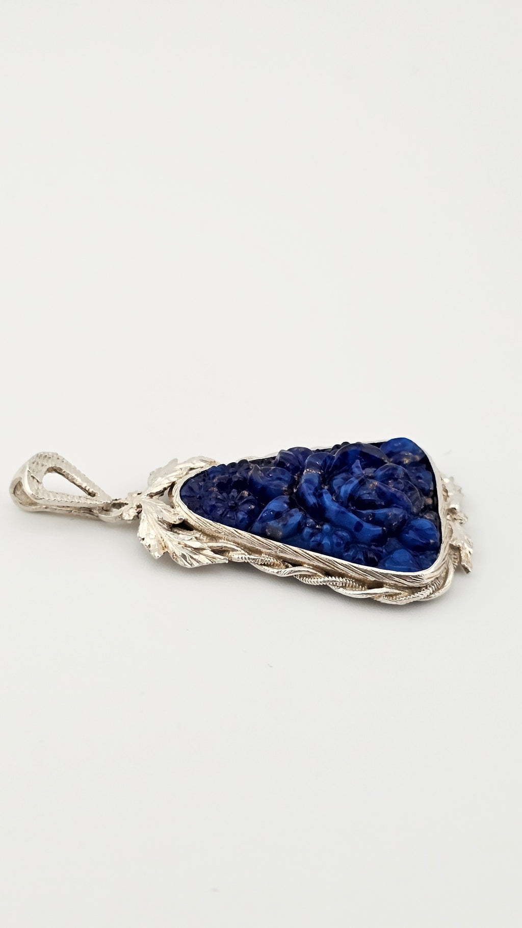 Vintage 925 Sterling Silver Pendant set with Natural Lapis Lazuli