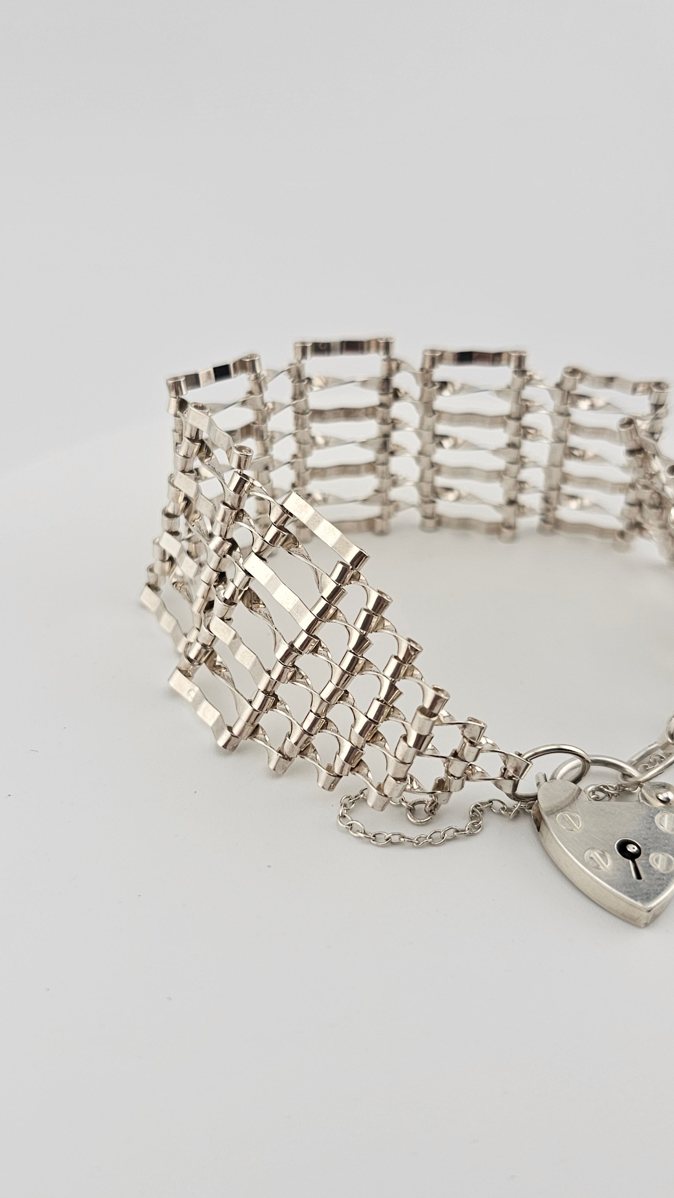 Vintage 925 Sterling Silver Gate Bracelet Featuring Heart Padlock Clasp