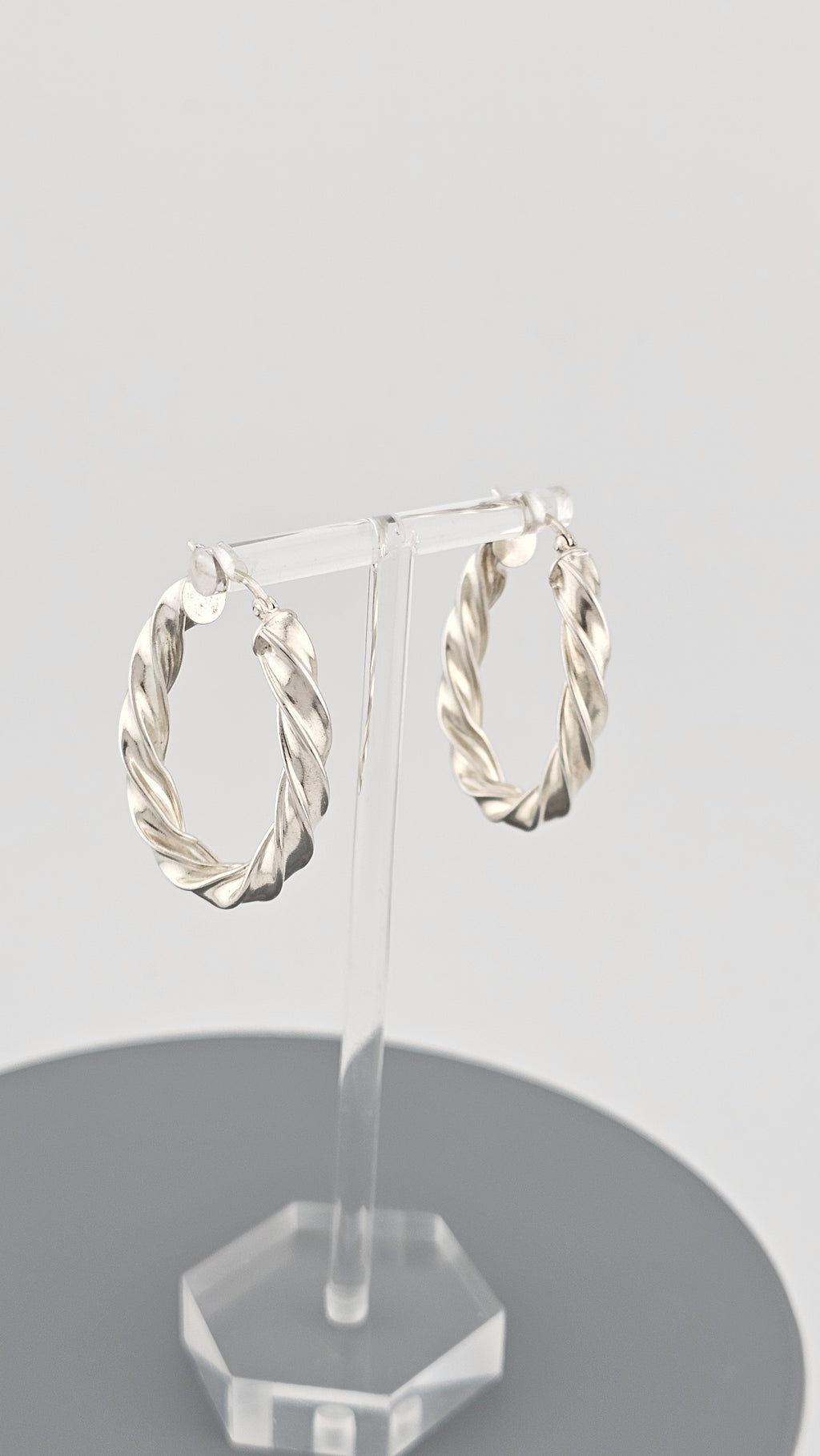 925 Sterling Silver Twisted Oval Hoop Earrings