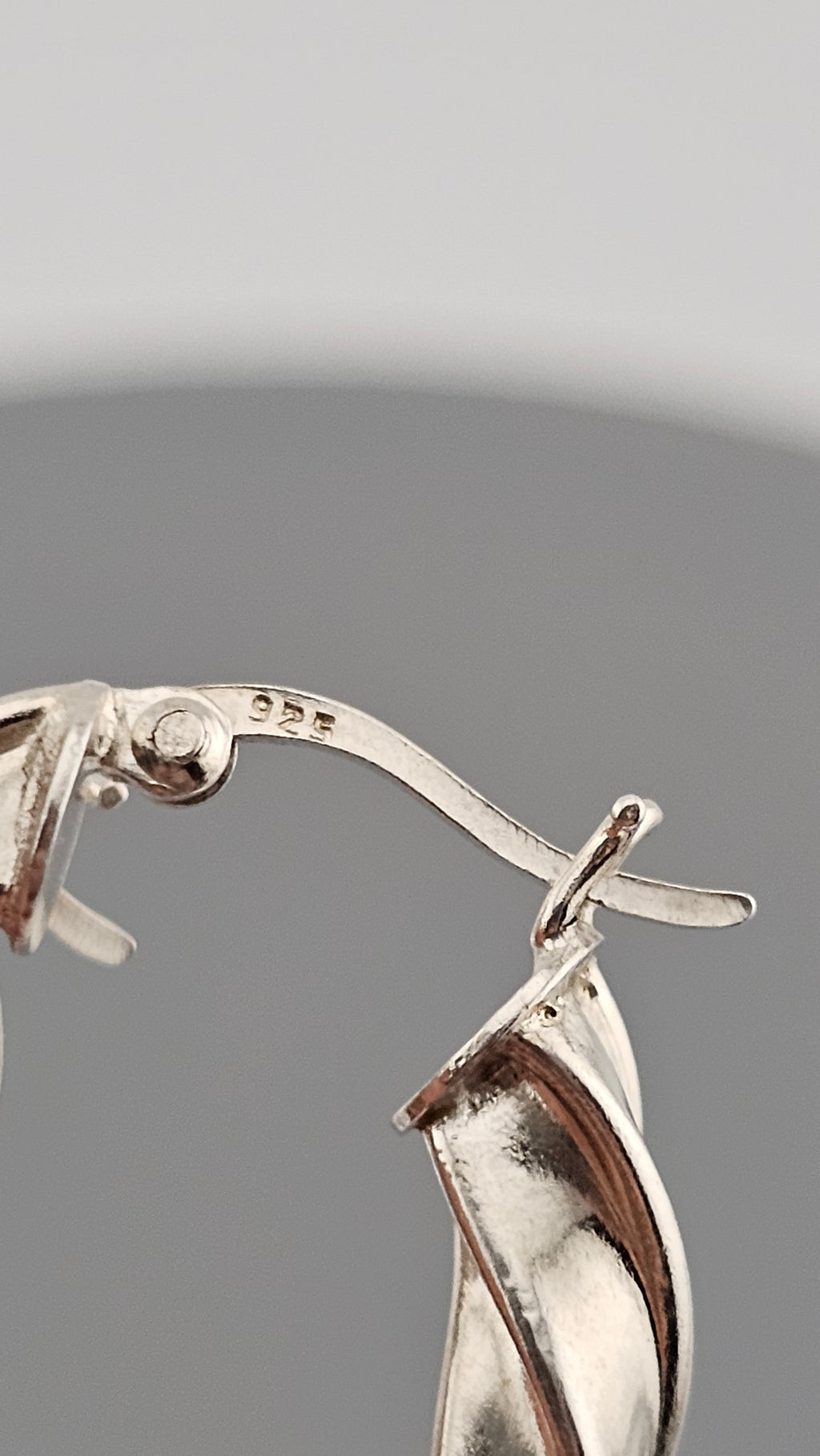 925 Sterling Silver Twisted Oval Hoop Earrings