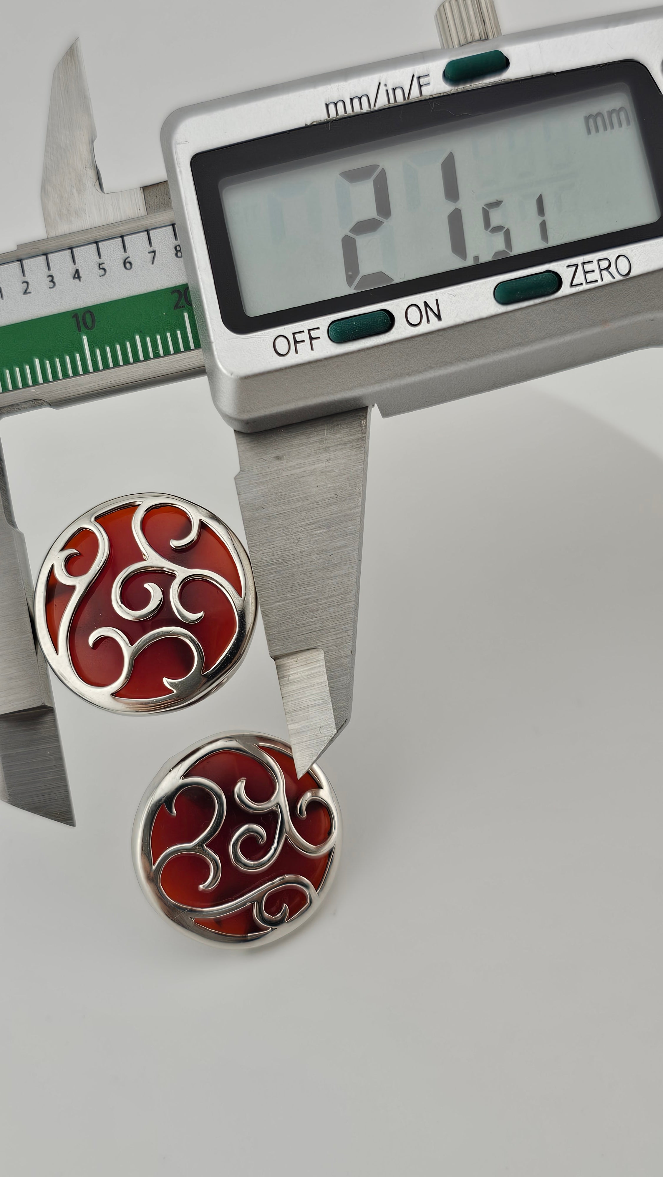 925 Sterling Silver Round Stud Earrings set with Carnelian