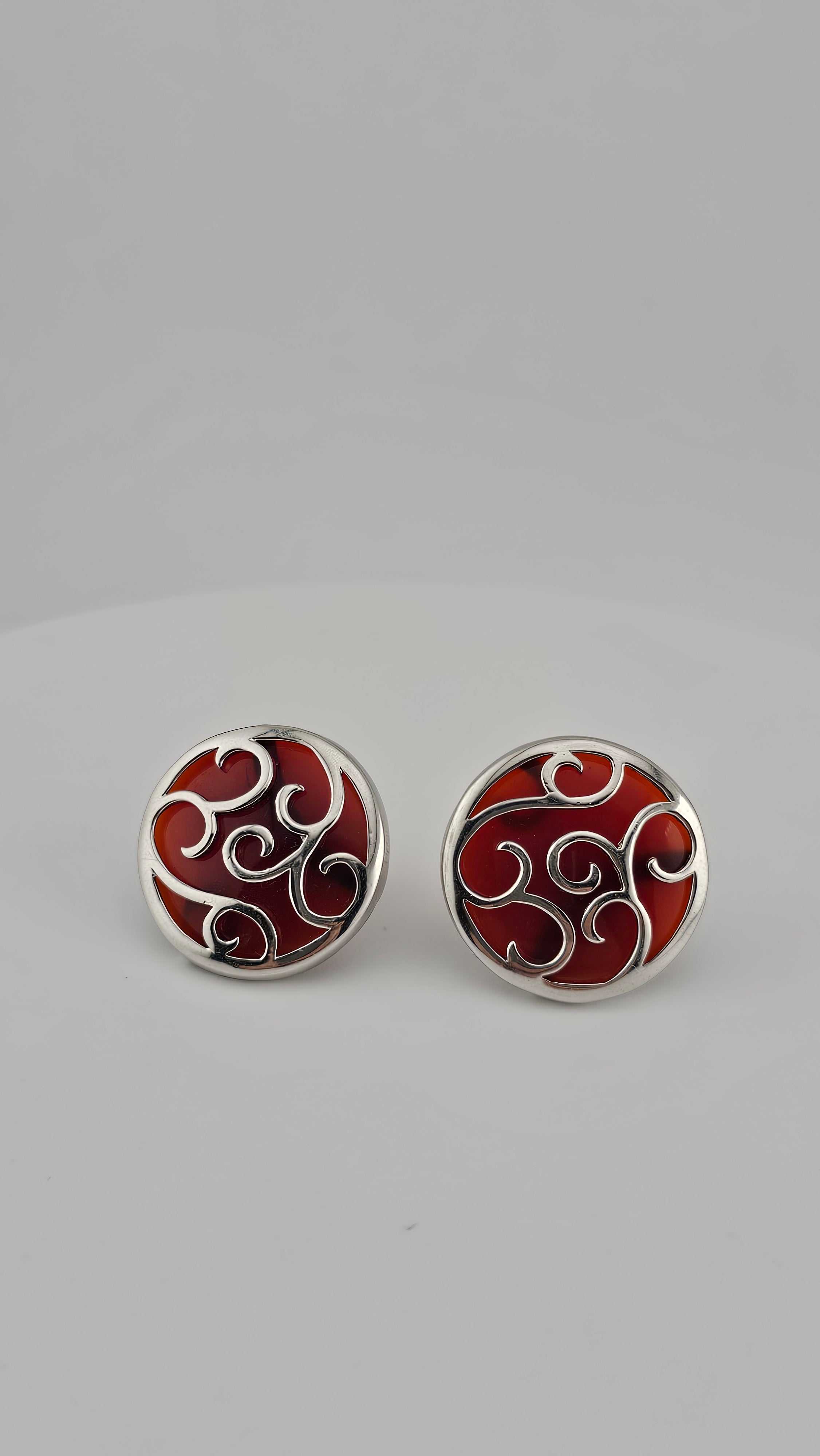 925 Sterling Silver Round Stud Earrings set with Carnelian