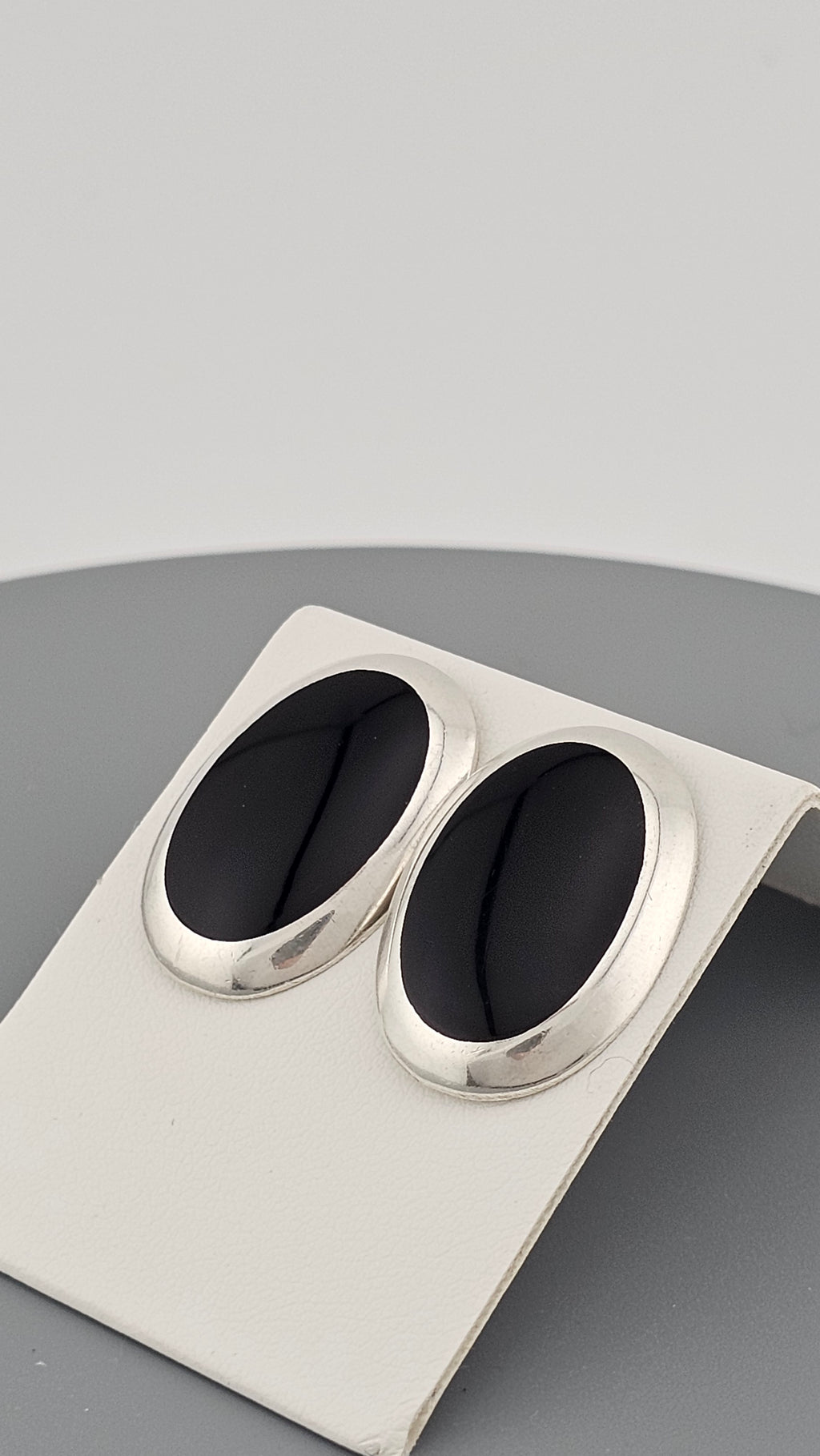 925 Sterling Silver Large Oval Stud Earrings set with Black Onyx