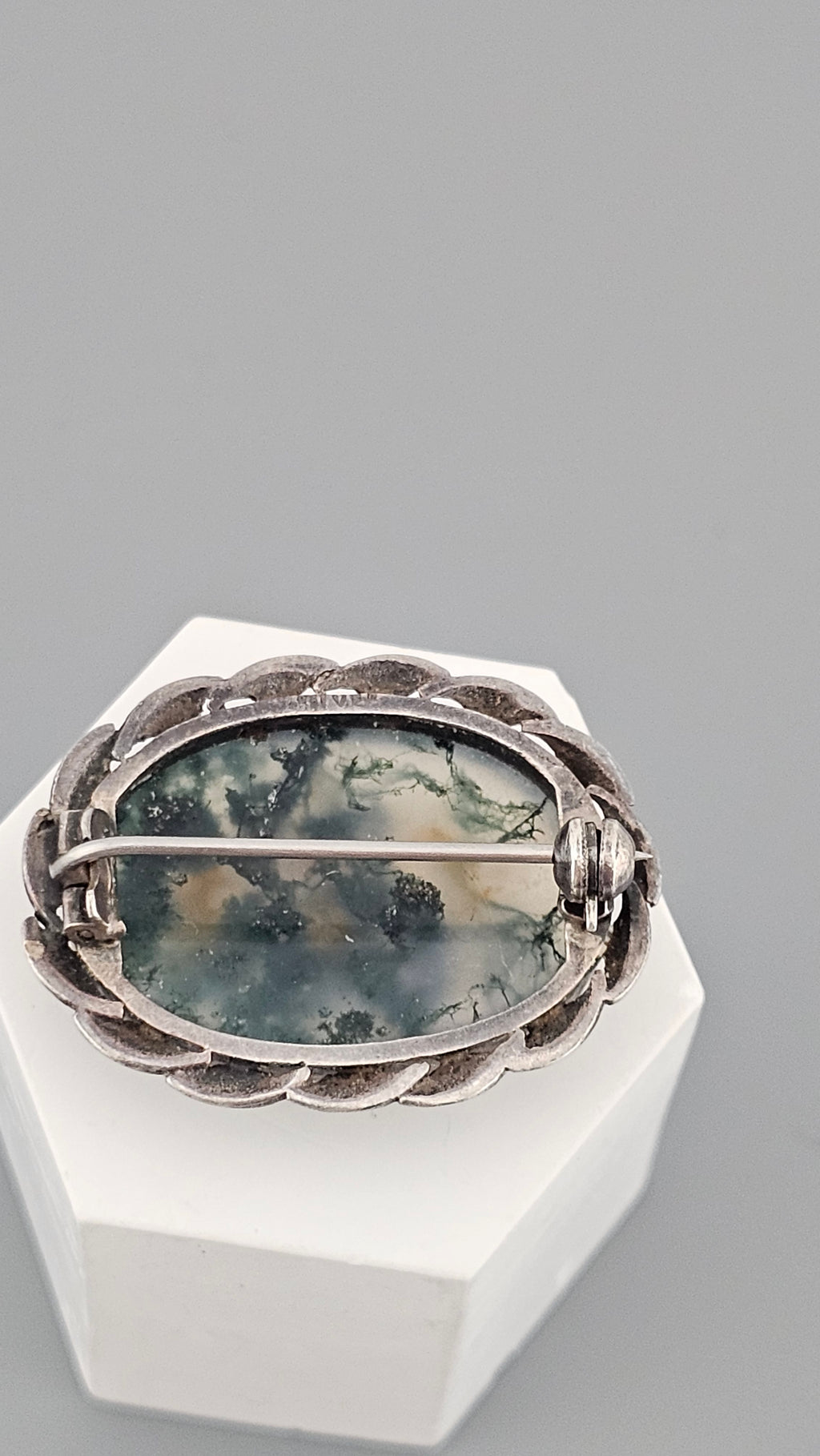 Vintage Sterling Silver Brooch Set with Large ,Oval Moss Agate