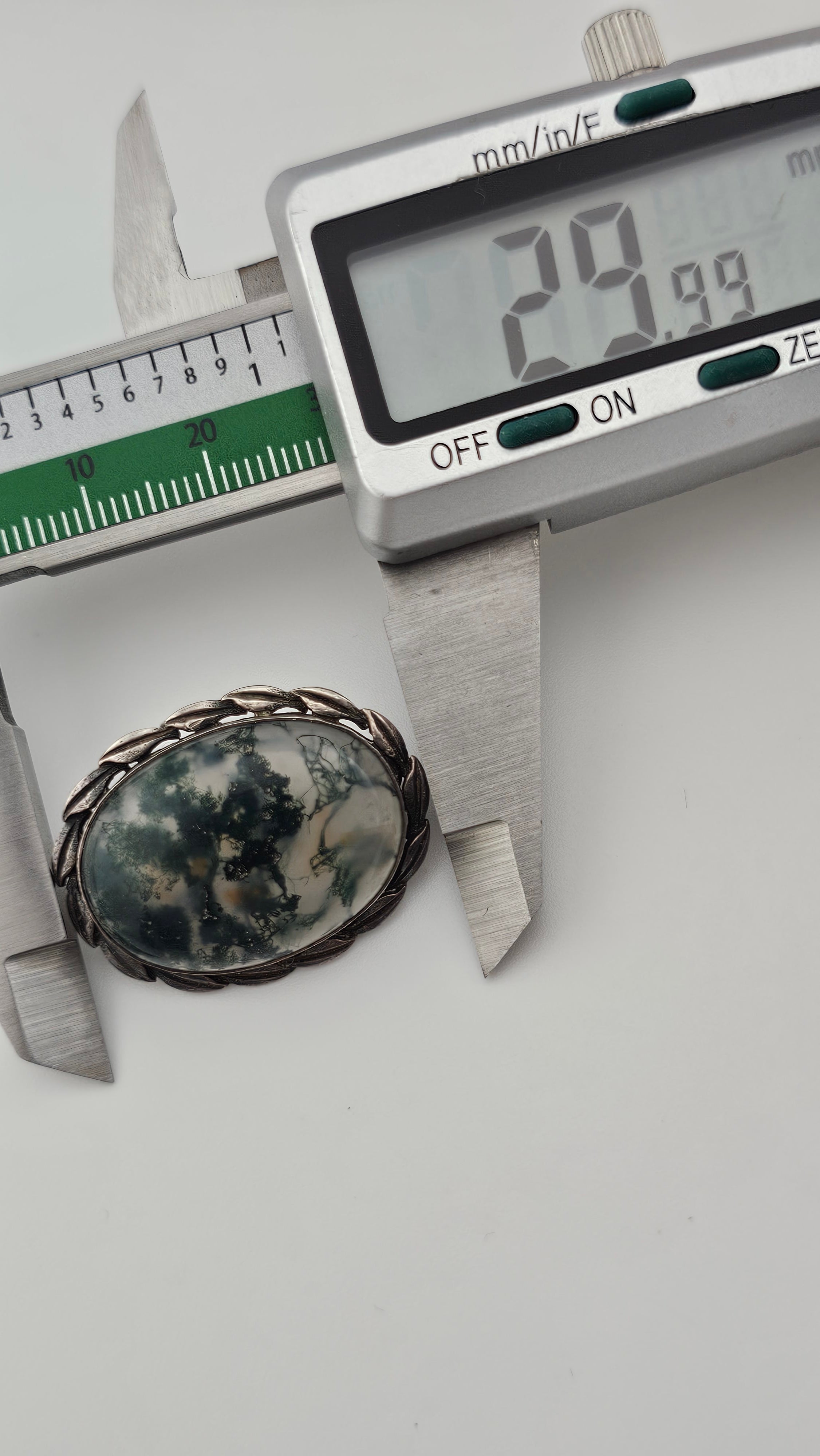 Vintage Sterling Silver Brooch Set with Large ,Oval Moss Agate