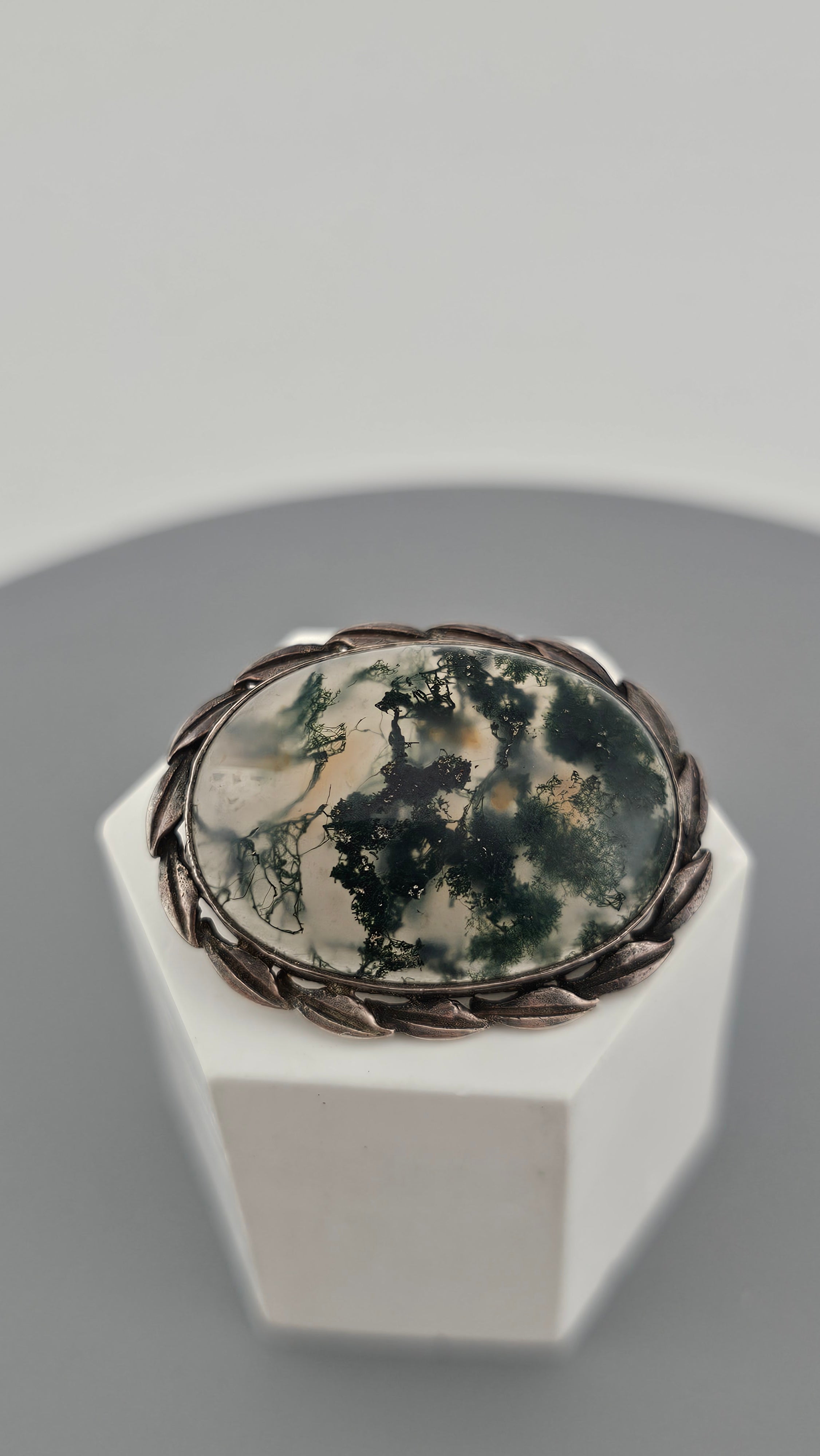 Vintage Sterling Silver Brooch Set with Large ,Oval Moss Agate