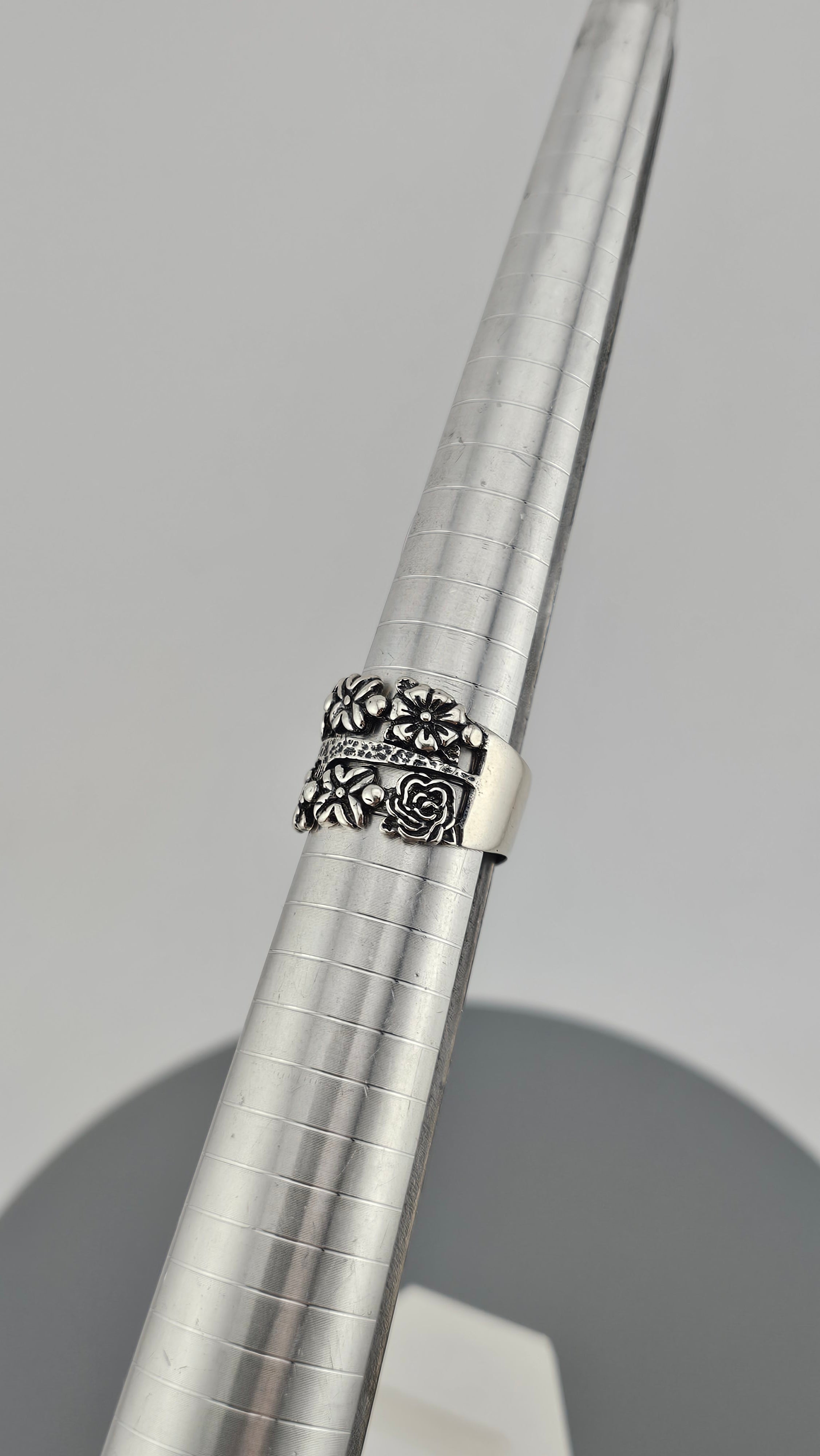 Sterling Silver Wide Band Ring Featuring Floral Cut Out Design, size P 1/2