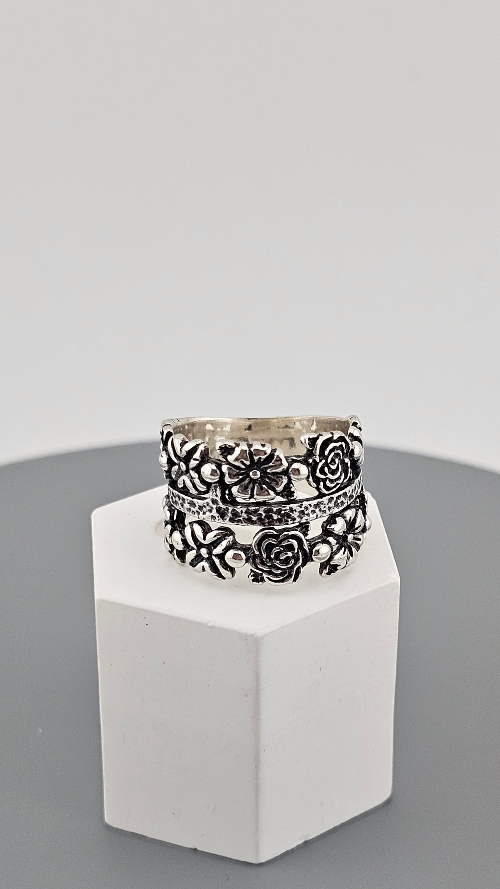 Sterling Silver Wide Band Ring Featuring Floral Cut Out Design, size P 1/2