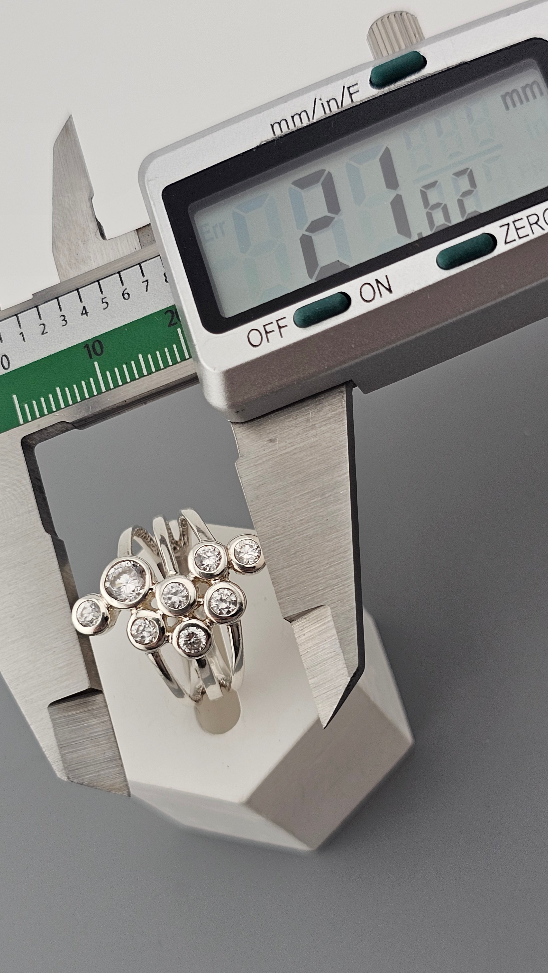 Sterling Silver Bubble Ring set with Cubic Zirconia, size Q 1/2