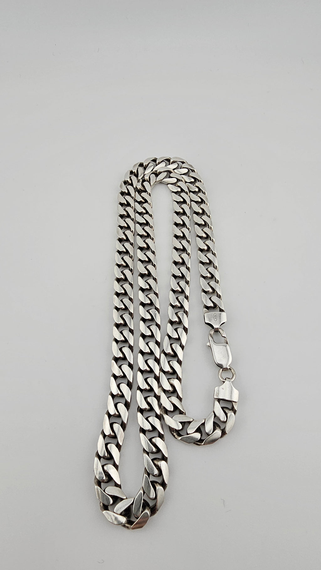 Solid 925 Sterling Heavy Weight Cuban Chain , length 56.5 cm