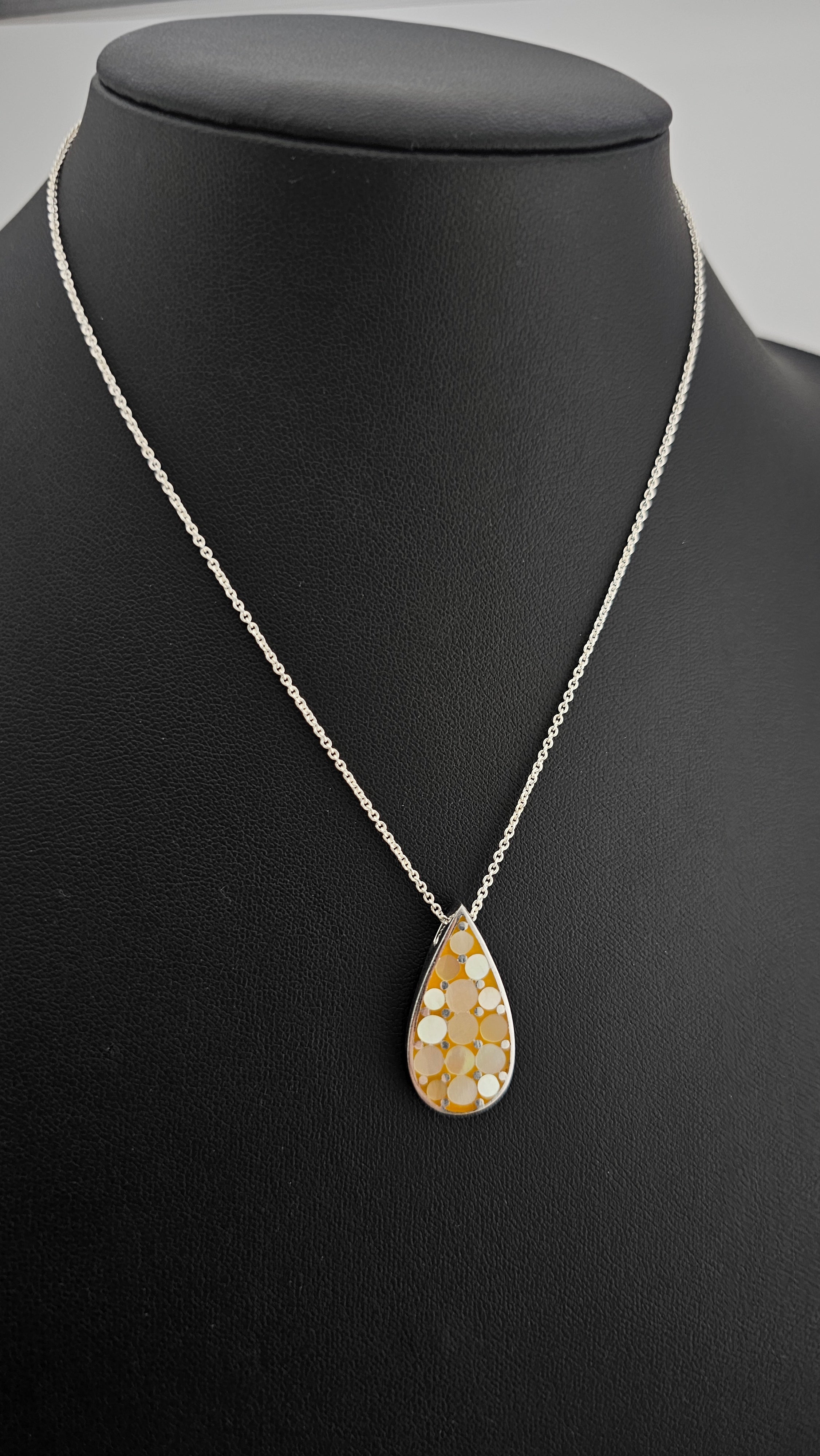 Vintage 925 Sterling Silver Pendant Necklace Featuring Mother of Pearl Inley