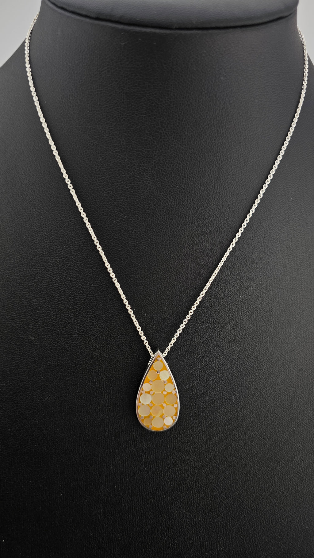 Vintage 925 Sterling Silver Pendant Necklace Featuring Mother of Pearl Inley