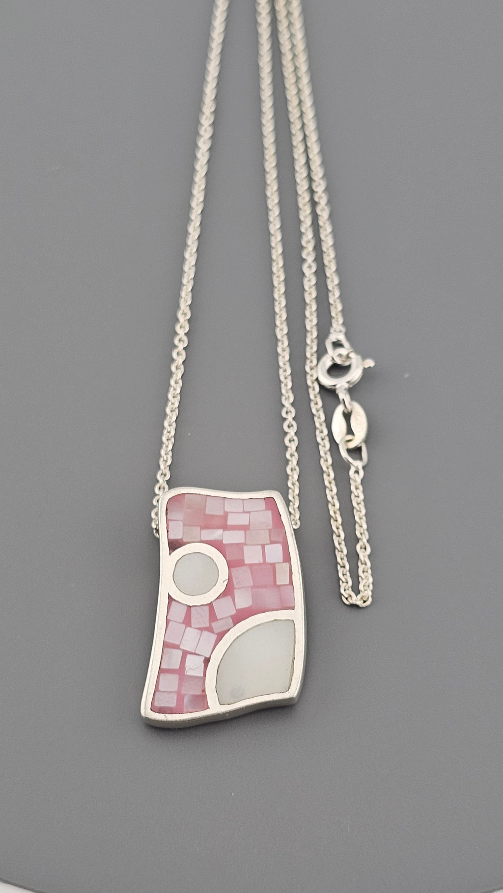 Vintage 925 Sterling Silver Pendant Necklace Featuring Mother of Pearl Inlay