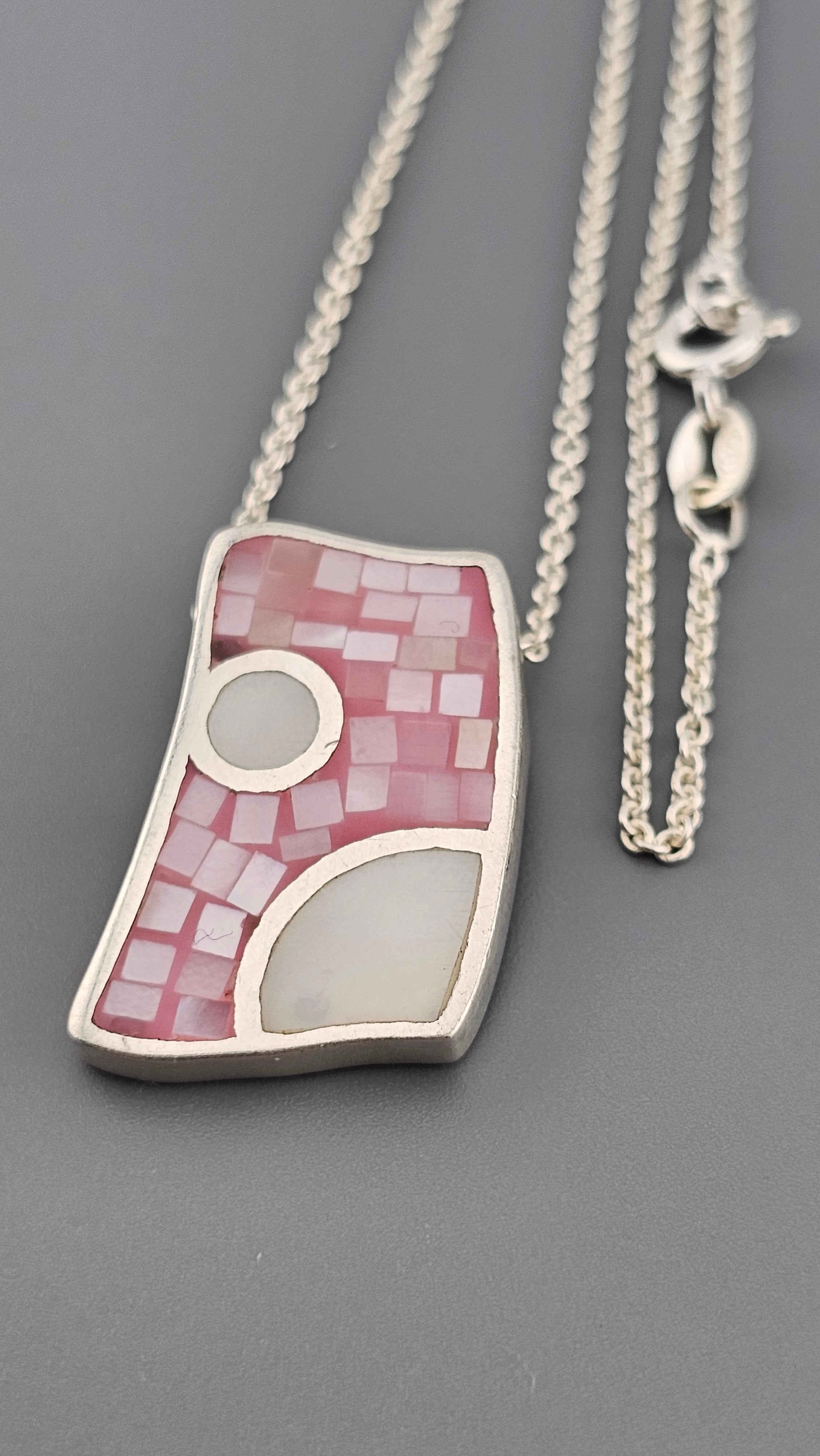 Vintage 925 Sterling Silver Pendant Necklace Featuring Mother of Pearl Inlay