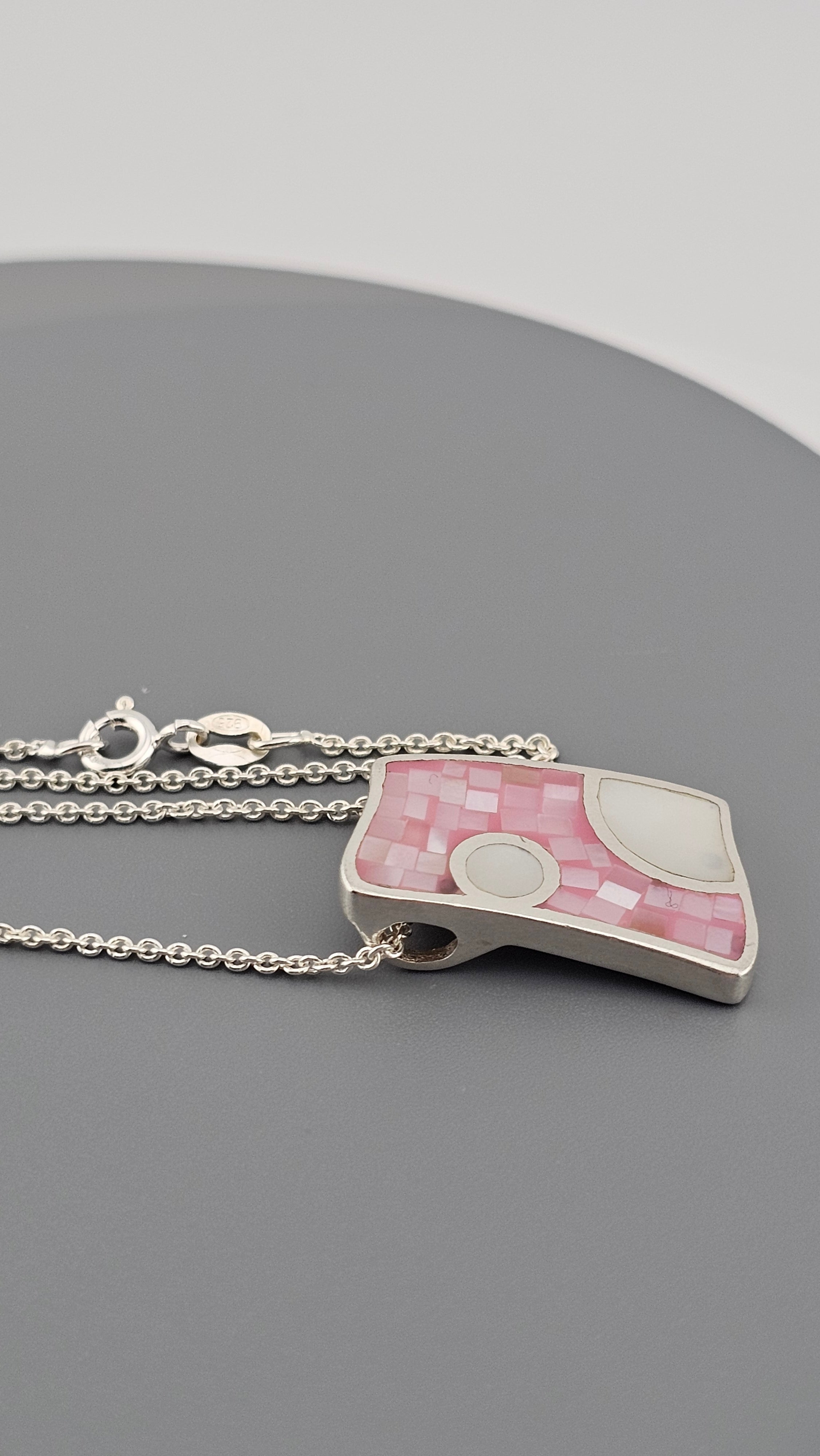 Vintage 925 Sterling Silver Pendant Necklace Featuring Mother of Pearl Inlay