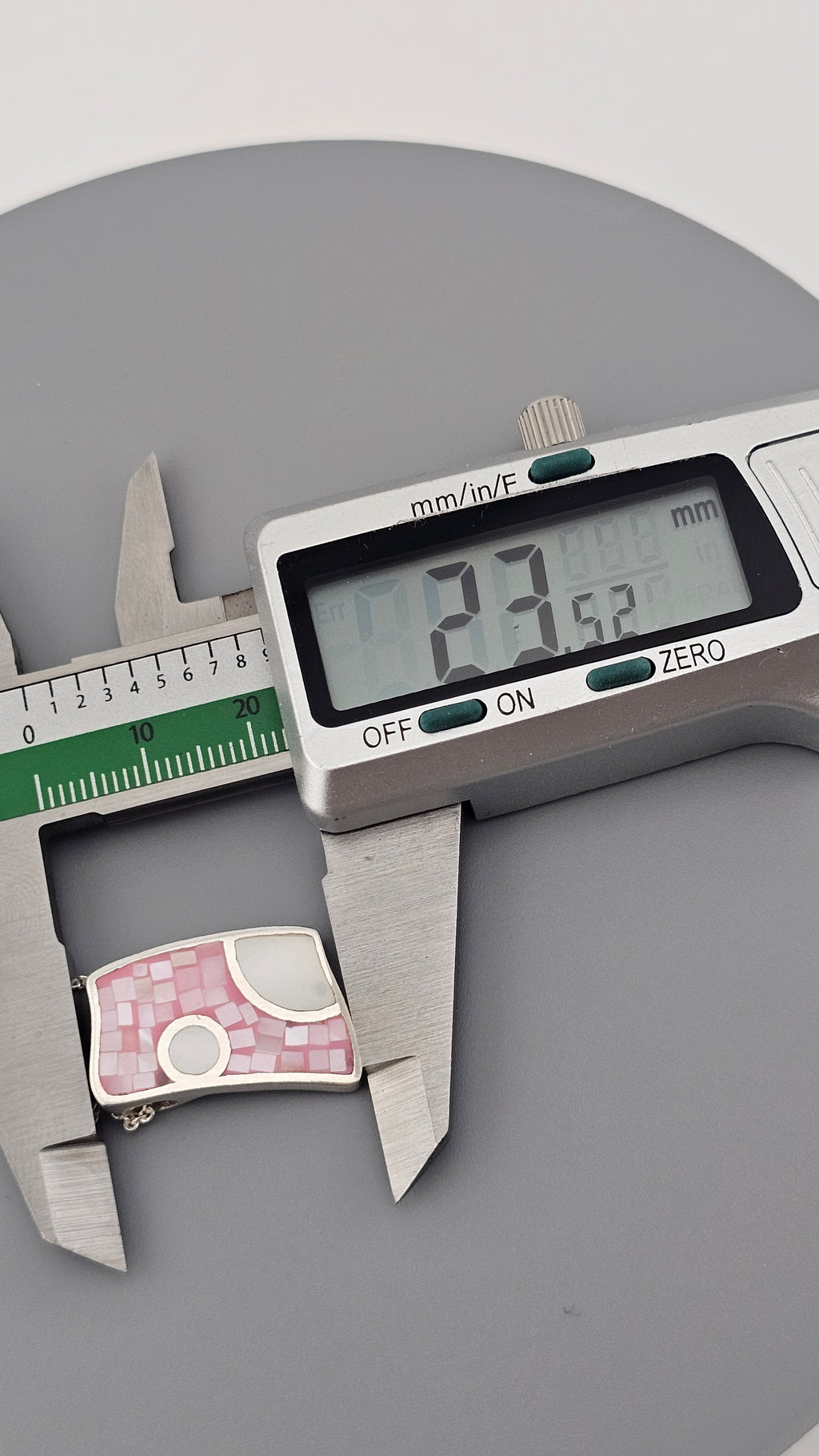 Vintage 925 Sterling Silver Pendant Necklace Featuring Mother of Pearl Inlay