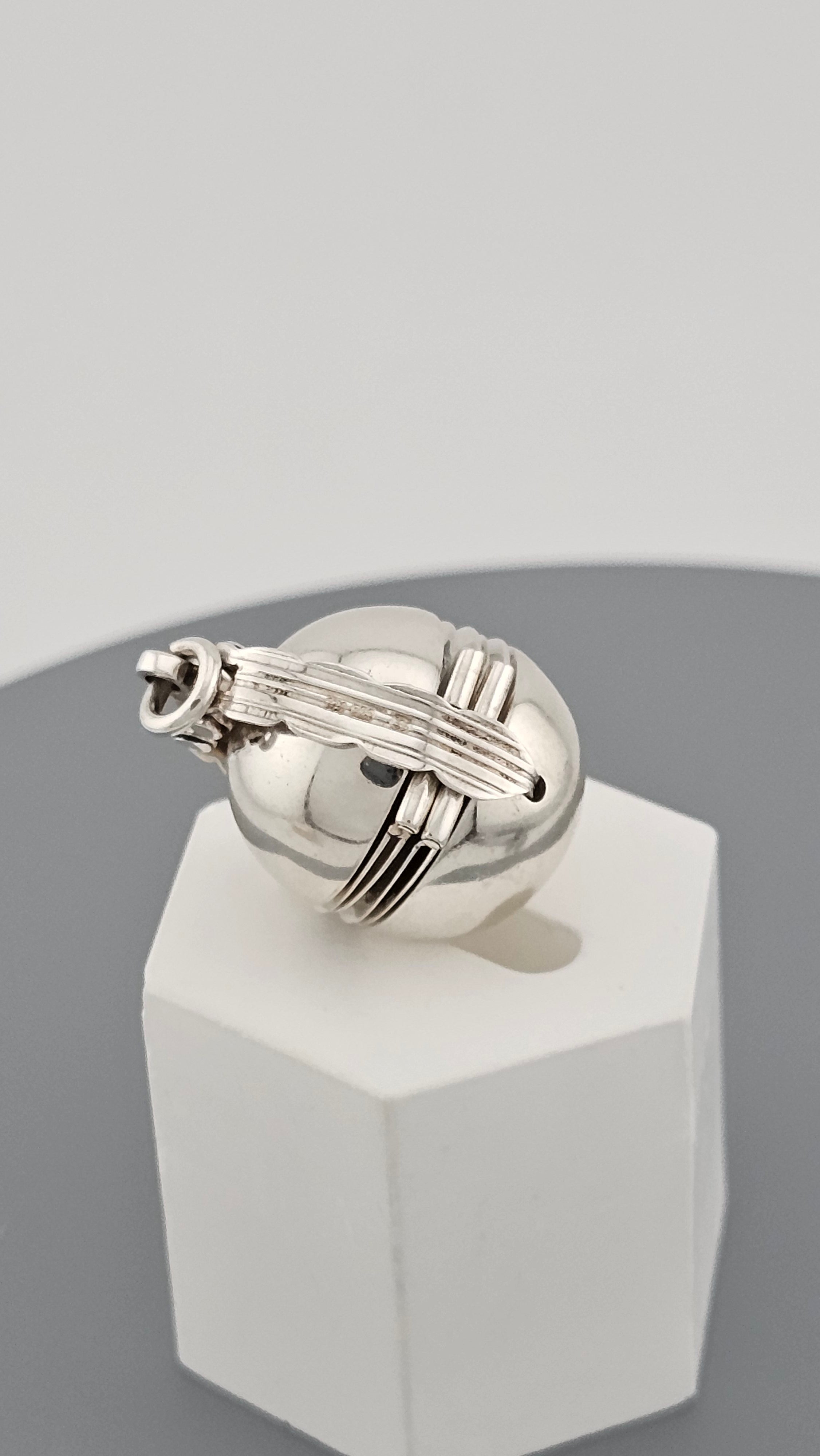 Vintage 1985 Solid 925 Sterling Silver Extendable Orb Ball Locket Pendant