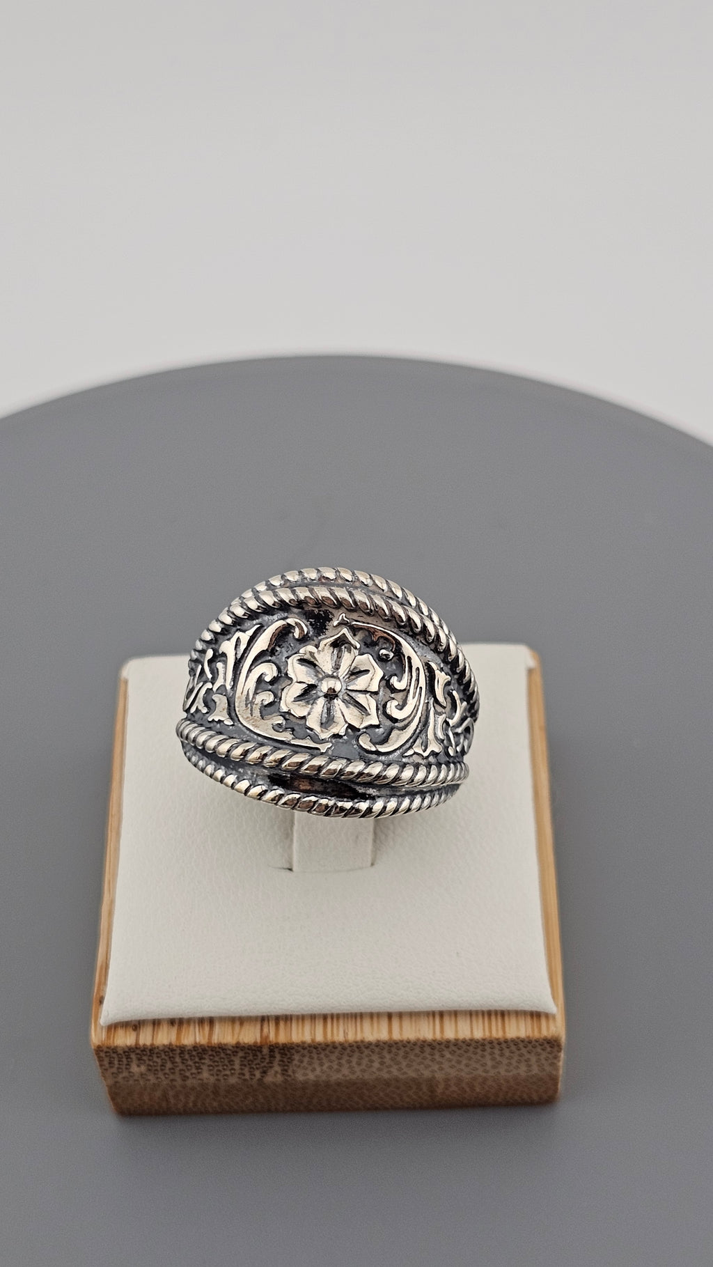 925 Sterling Silver Carolyn Pollack Wide Band Floral Ring , size P 1/2