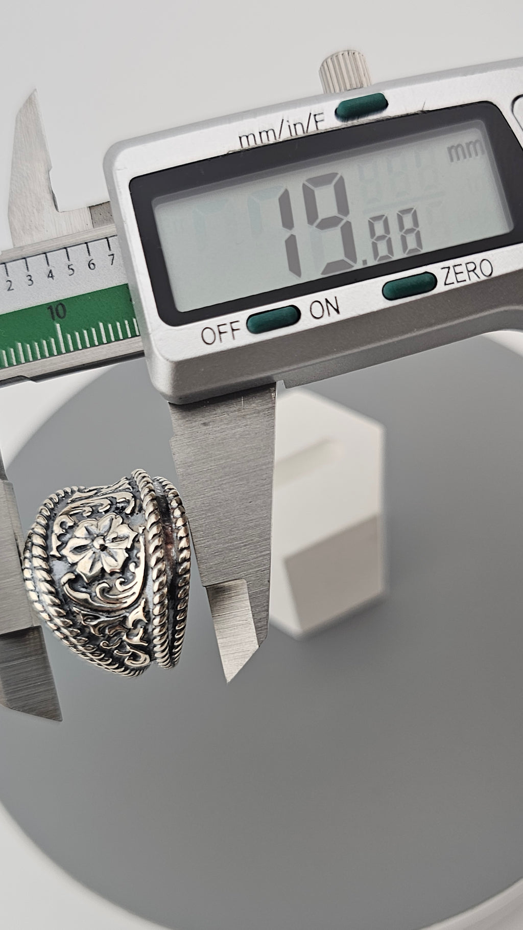 925 Sterling Silver Carolyn Pollack Wide Band Floral Ring , size P 1/2