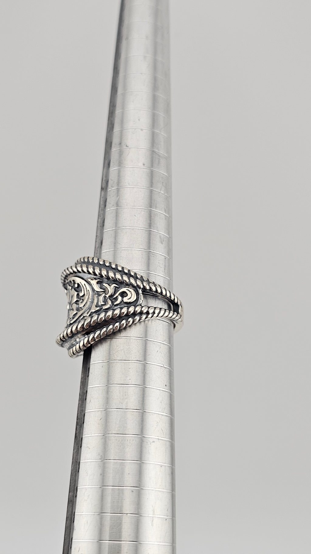 925 Sterling Silver Carolyn Pollack Wide Band Floral Ring , size P 1/2