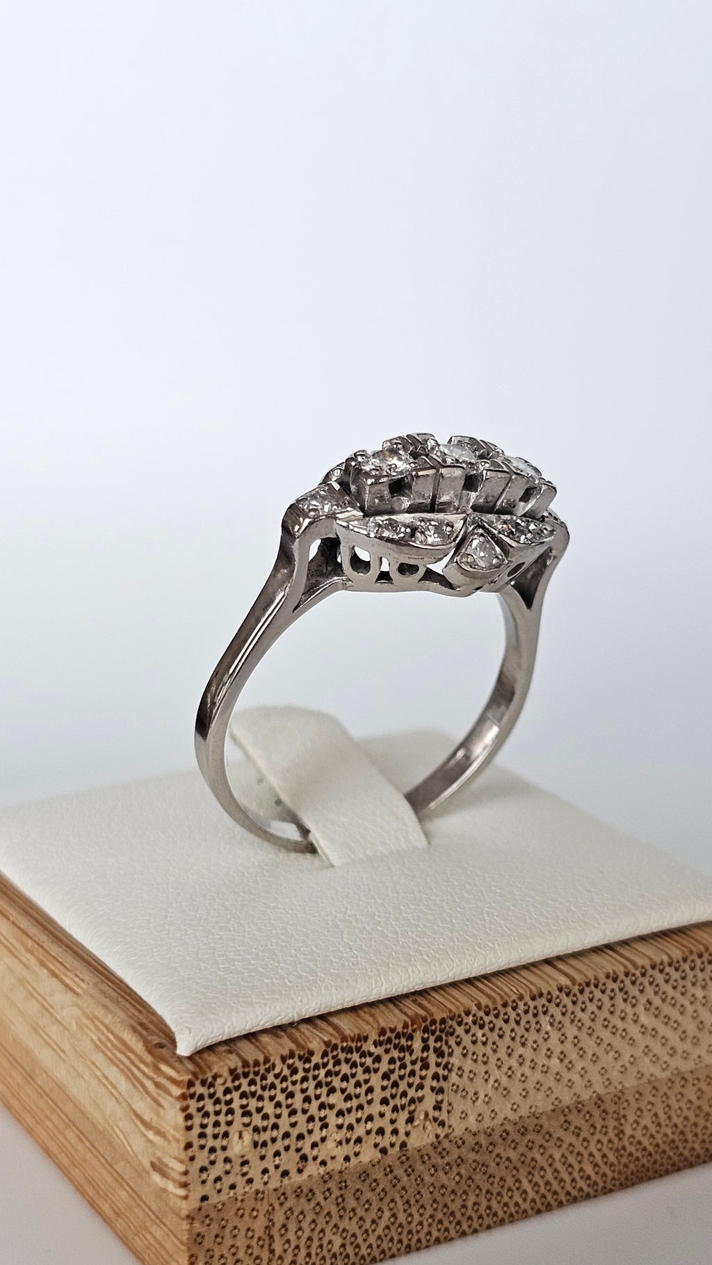 Pre-Owned Art Deco 14ct White Gold Ring Featuring 0.62ct Natural Diamonds