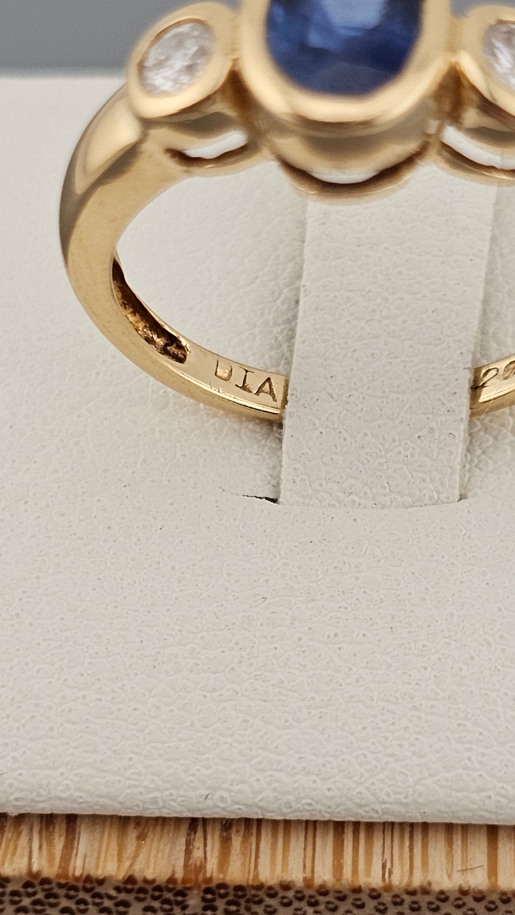 Bezel set 0.85ct Natural Sapphire and 0.20ct Natural Diamonds in 18ct Yellow Gold ring