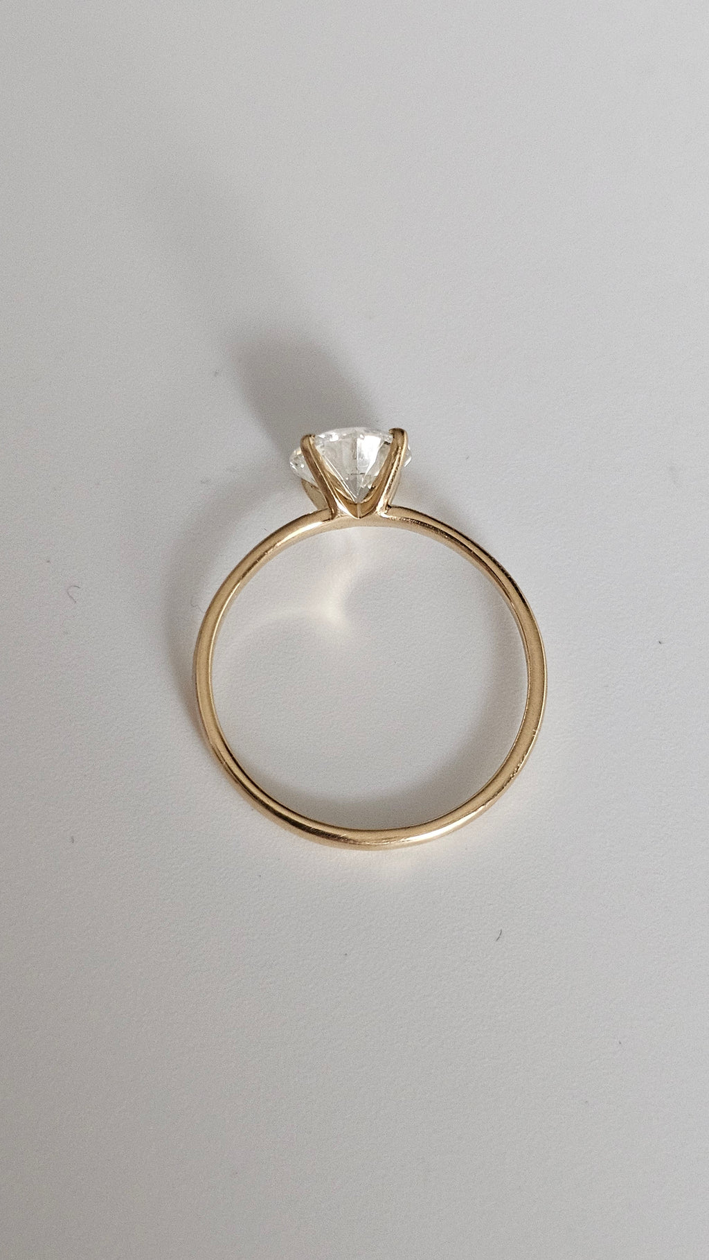 18K Yellow Gold Solitaire Ring Set with Natural Diamond 1.20ct, E, I1