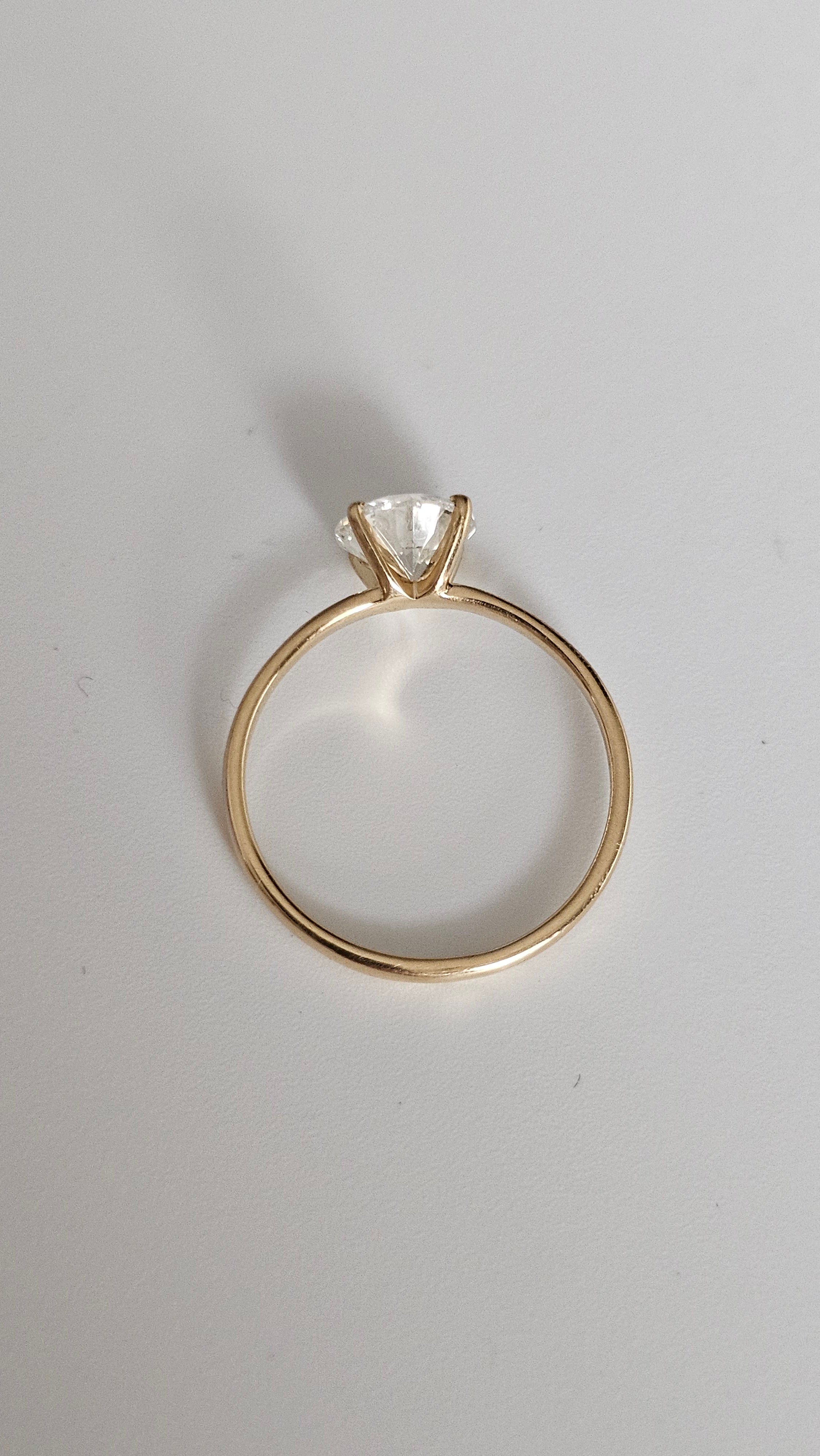 18K Yellow Gold Solitaire Ring Set with Natural Diamond 1.20ct, E, I1