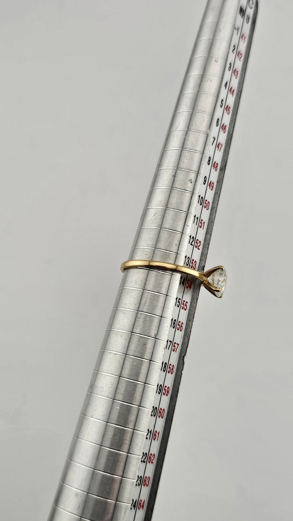 18K Yellow Gold Solitaire Ring Set with Natural Diamond 1.20ct, E, I1