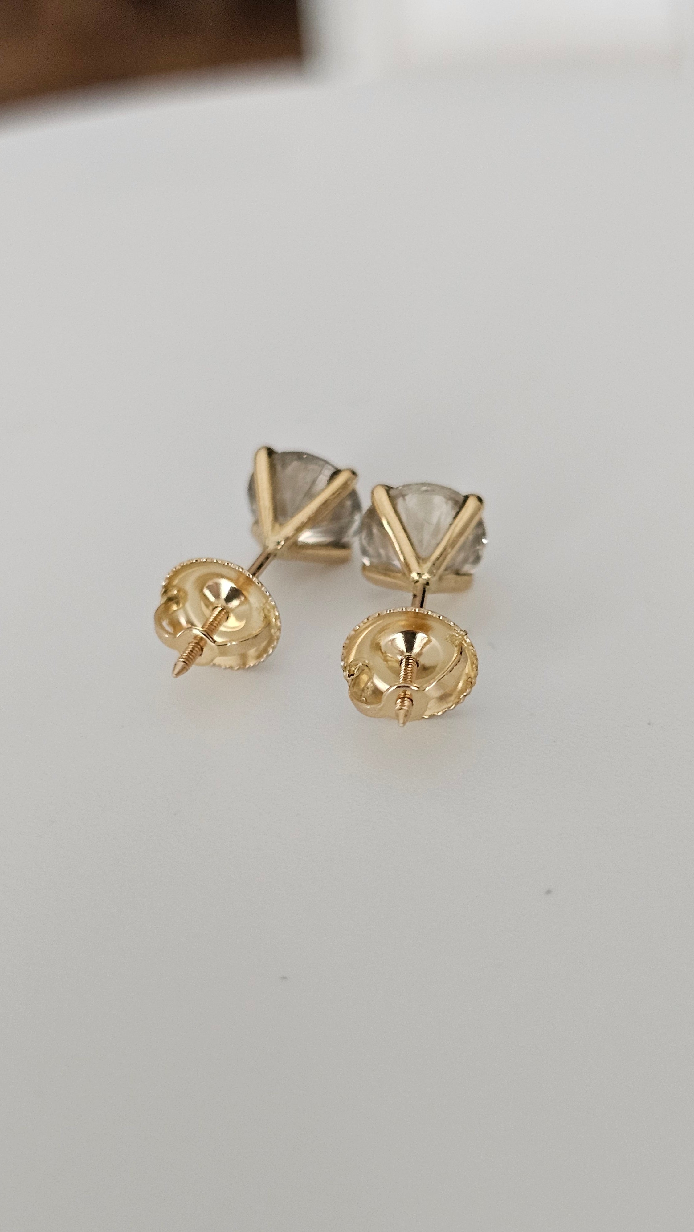 18K Yellow Gold 2.06ct Natural Diamond Stud Earrings with Screw Backs