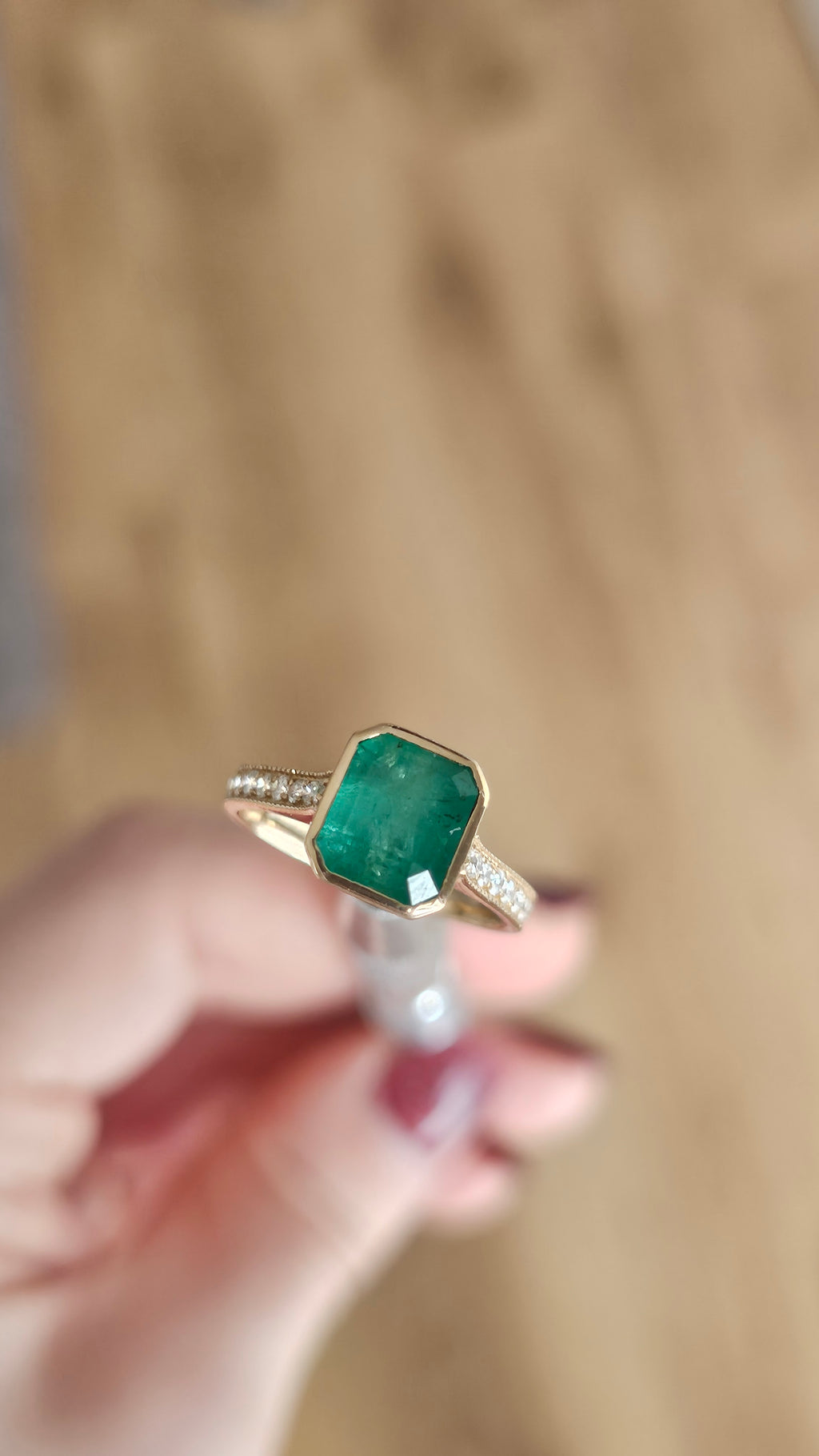 14K Yellow Gold Ring Set with 2.79ct Natural Emerald 0.28ct Natural Diamonds